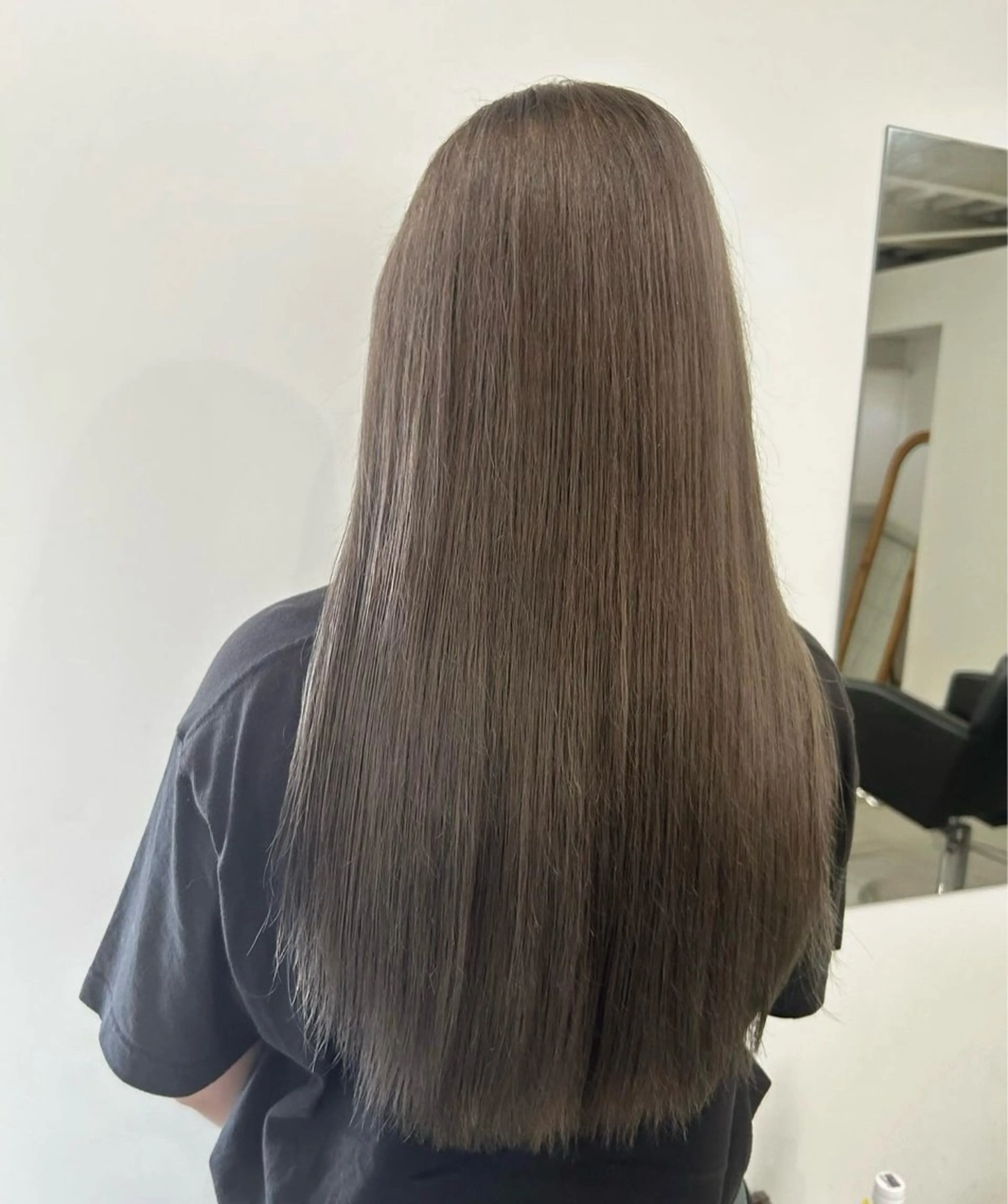 ロング 七野 莉子のヘアスタイル