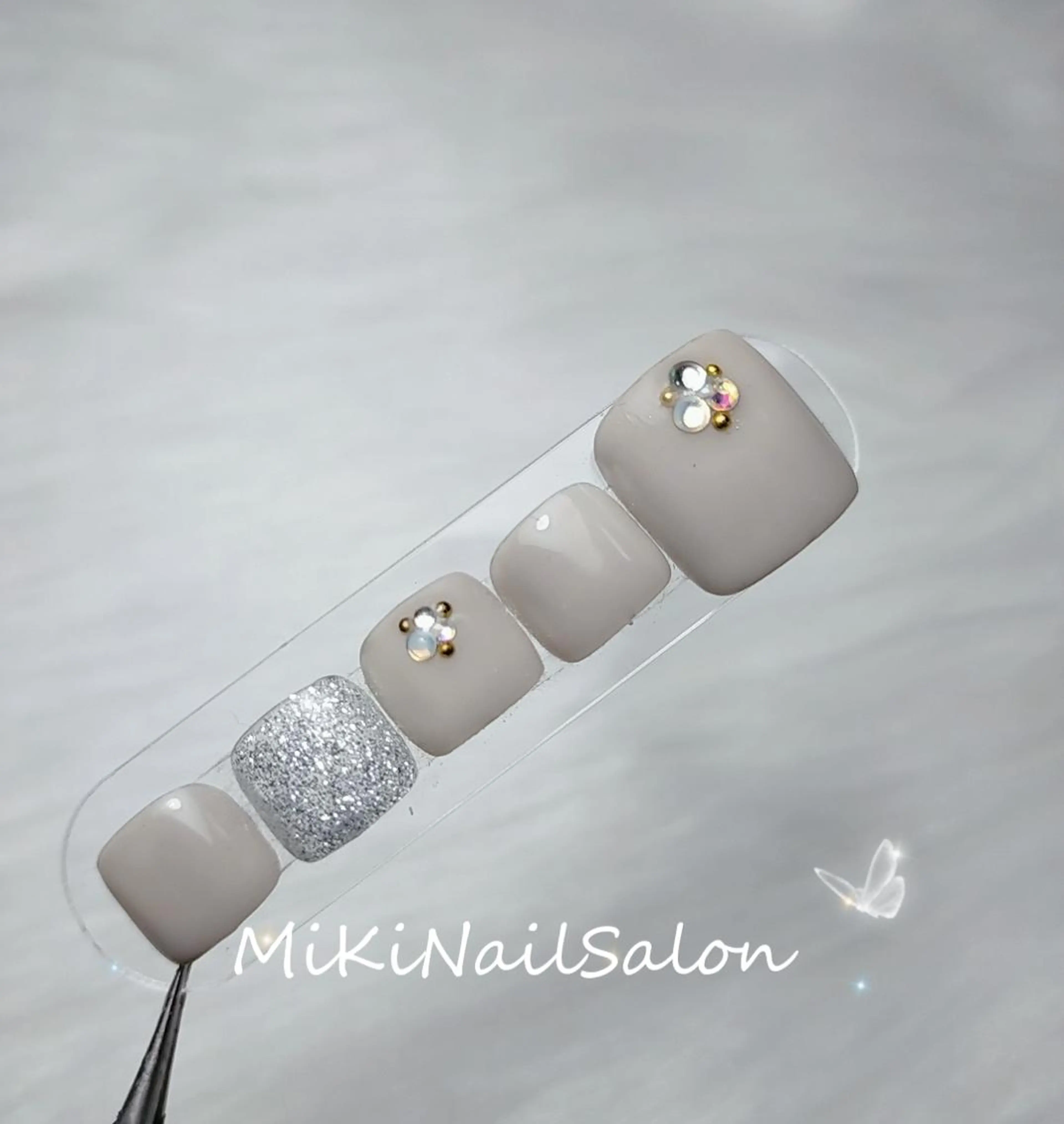 ネイル フットネイル フットネイル ★未希★ ミキネイルサロン池袋のネイルデザイン