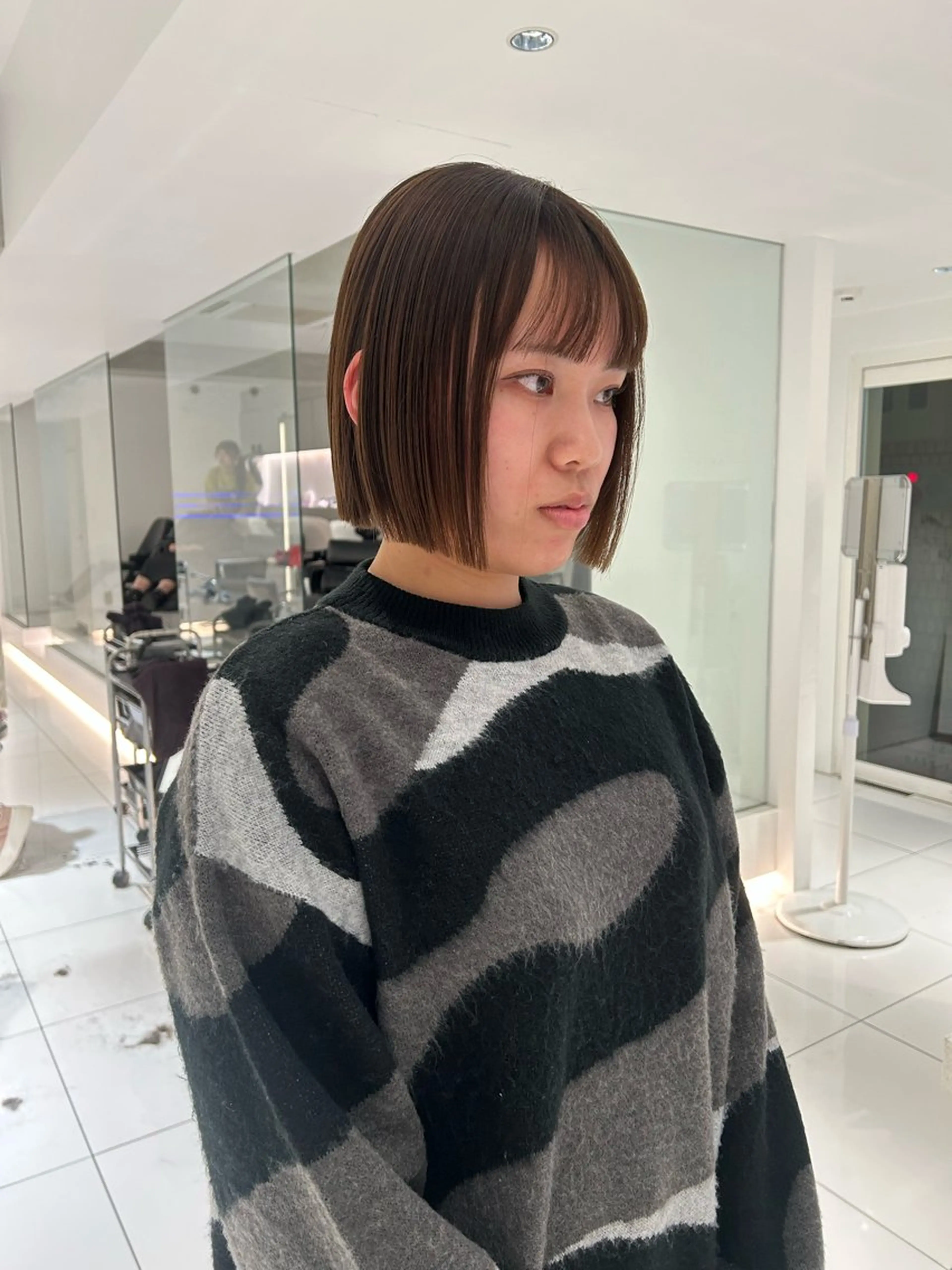 ショート カラー カット 海外レイヤー /NAGISAのヘアスタイル