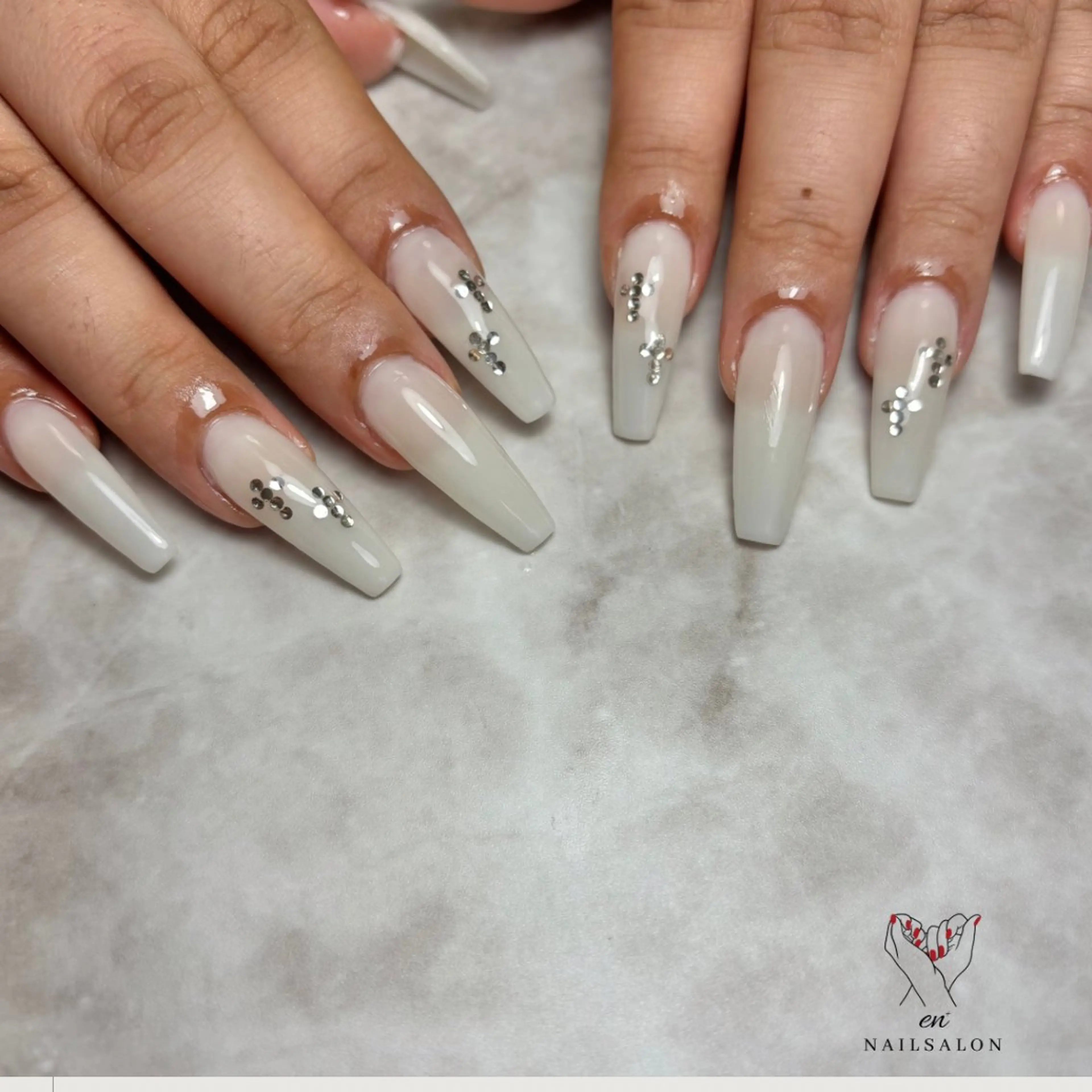 ネイル 長さ出し シンプルネイル ネイルチップ ハンドネイル NAILSALON en+沖縄市美原のネイルデザイン