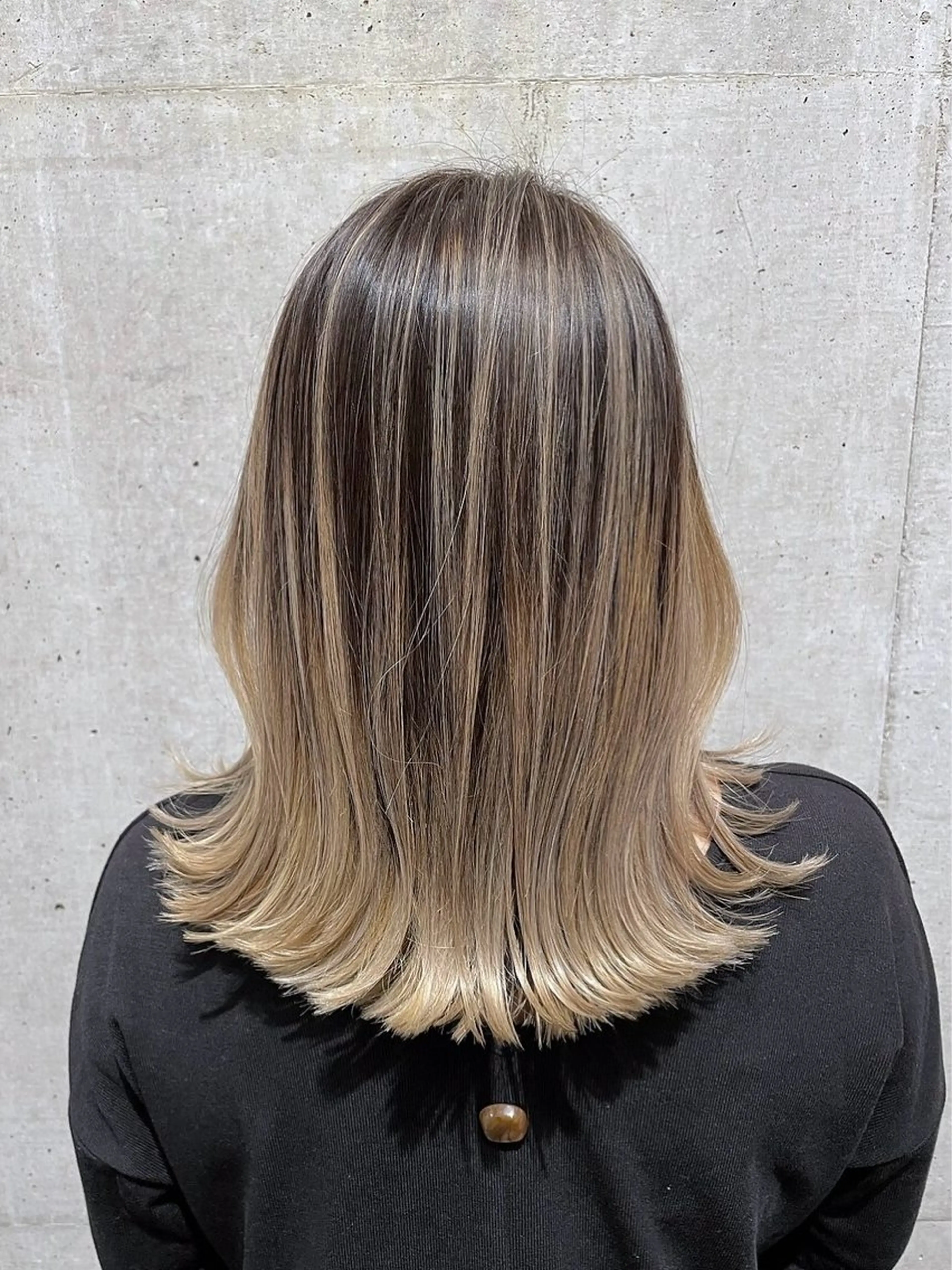 バレイヤージュ👸🏻伸びてきても大丈夫！2stepトリートメント+カットの写真