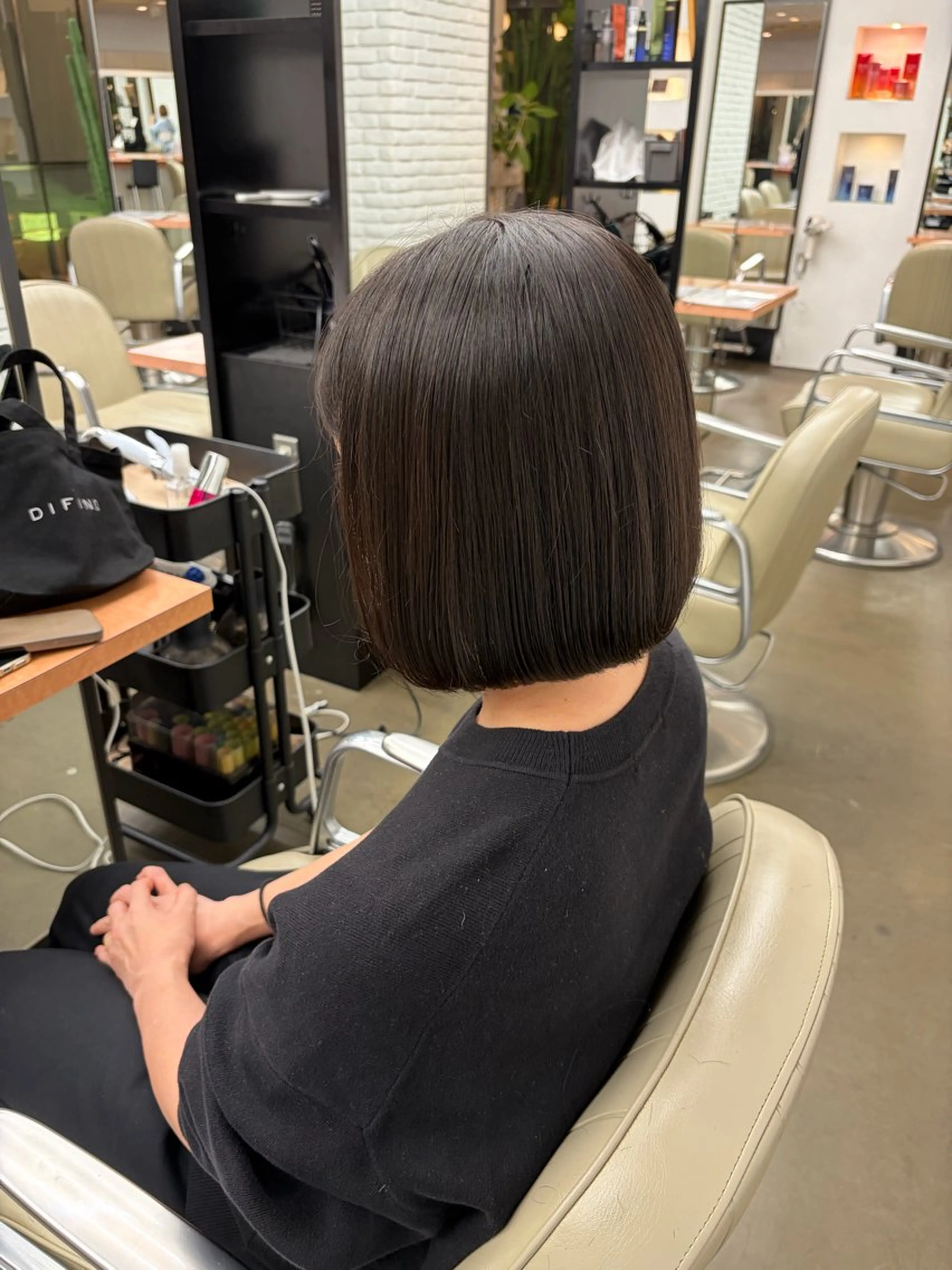 ショート ボブ DIFINOaoyama所属・🎧ayaka/ボブ /透明感カラー🩵のヘアスタイル