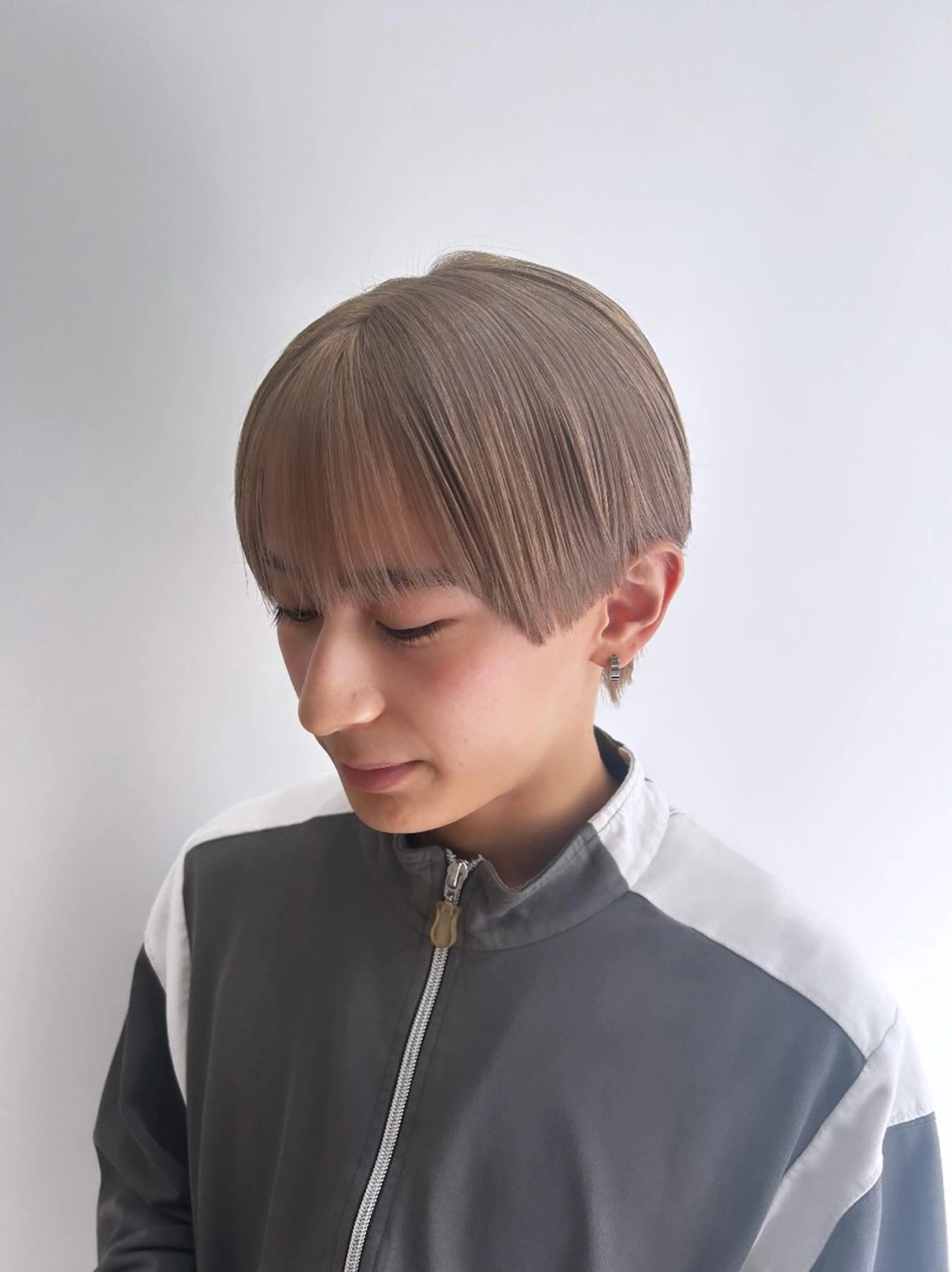メンズ メンズブリーチ メンズハイトーン カット ヘアカラー 🫧艶髪ボブ🫧 チカのヘアスタイル