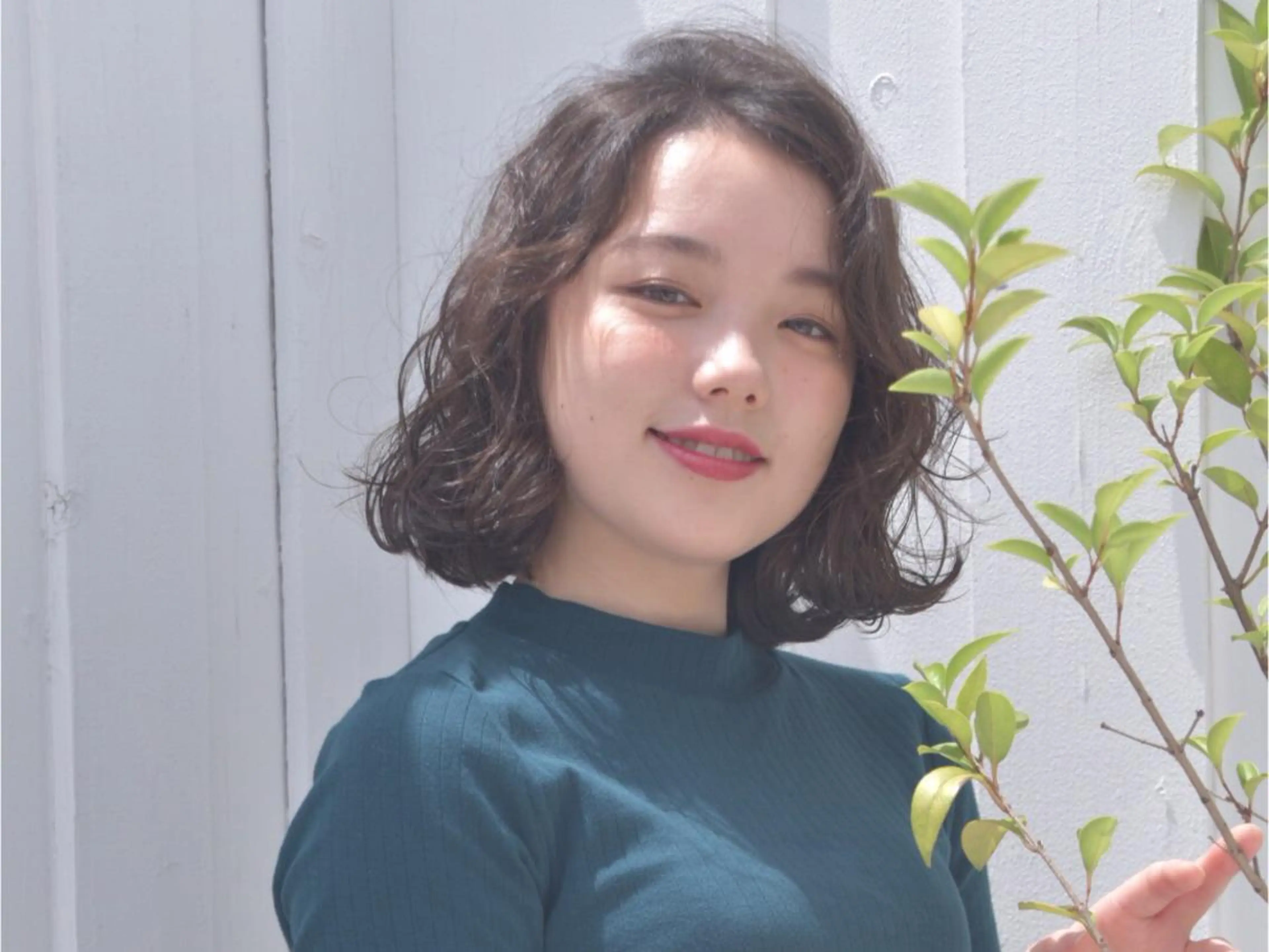 ミディアム カラー パーマ 榎園 由美のヘアスタイル