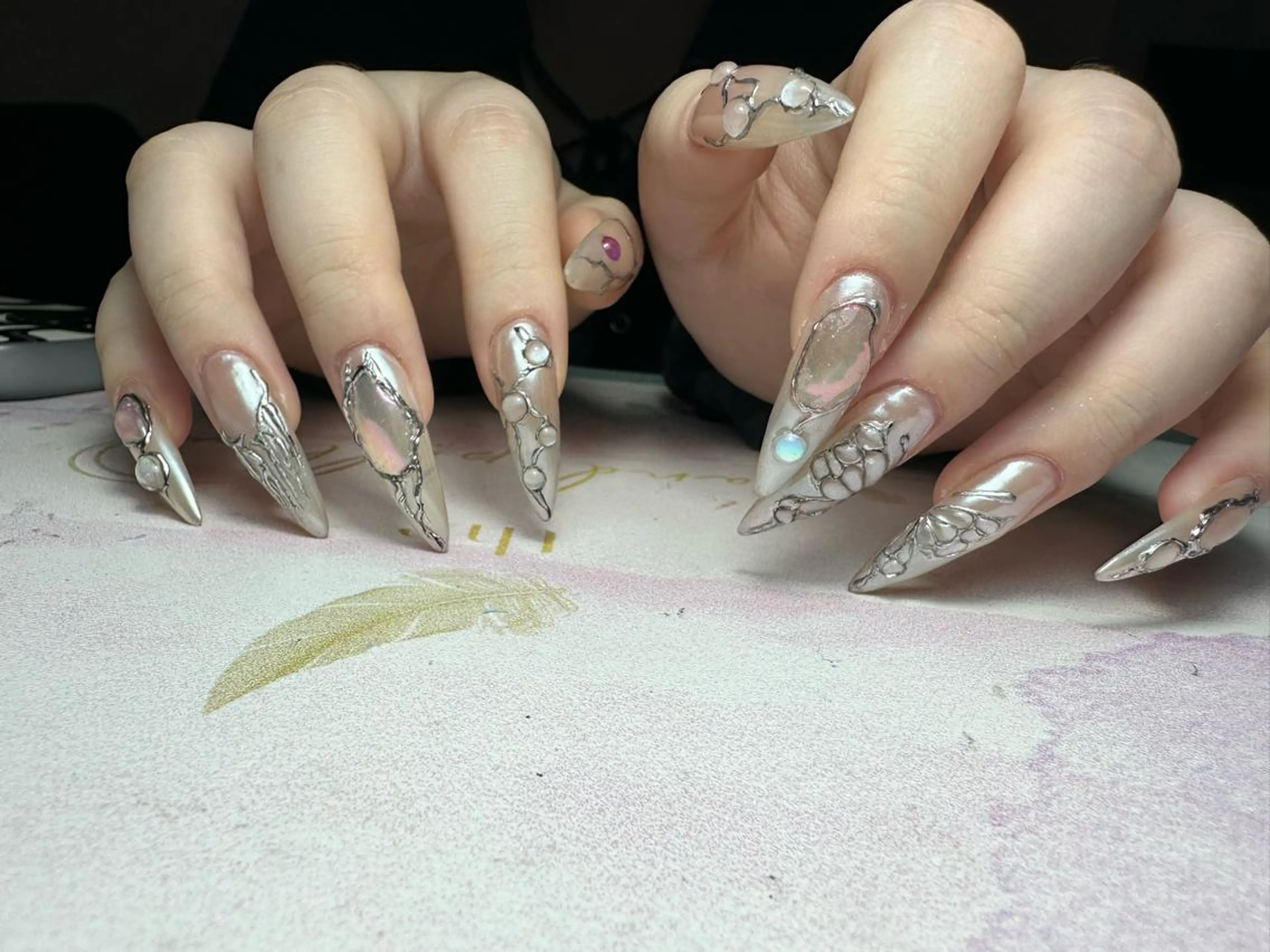 ネイル Eveネイル チップスカルプ専門店のネイルデザイン