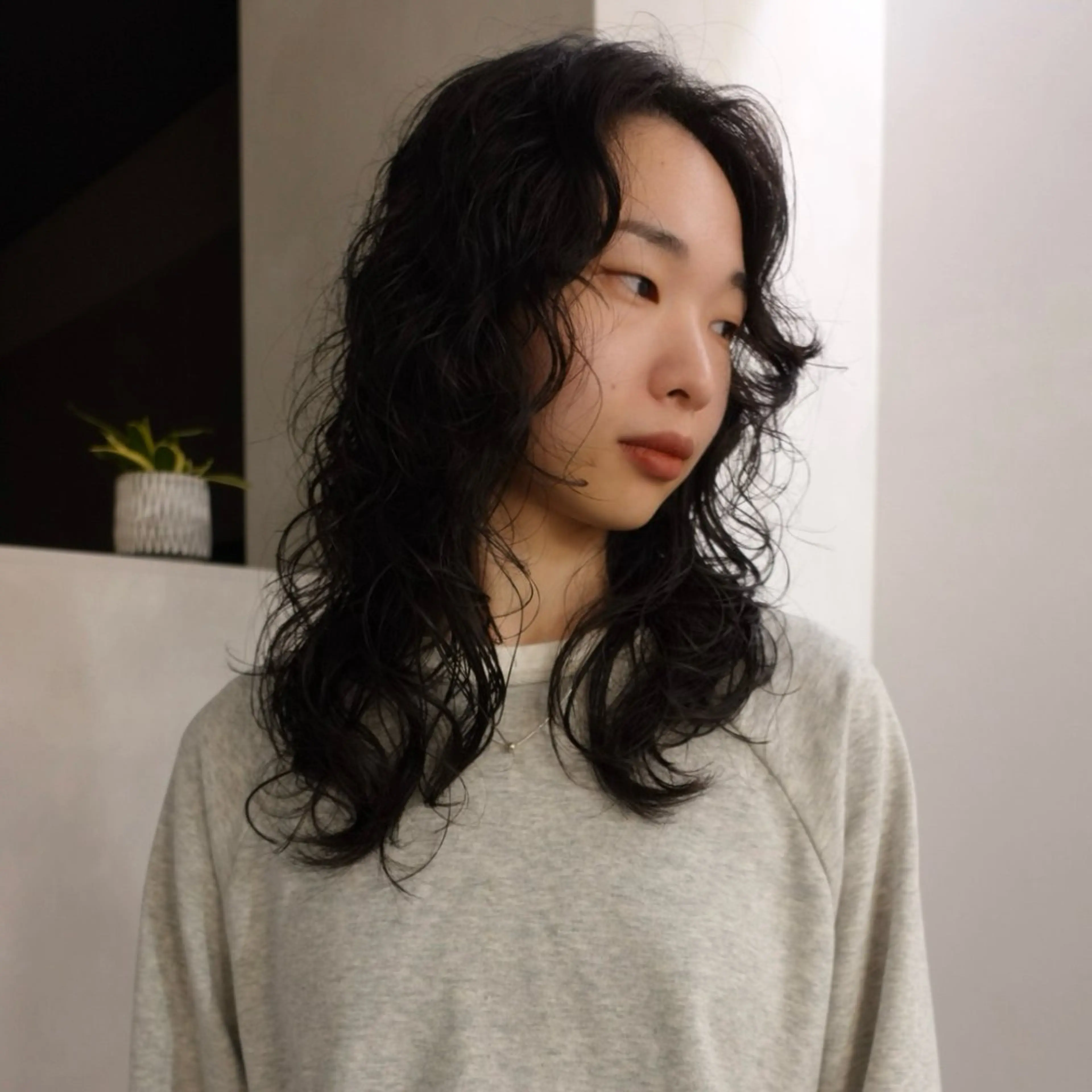 ロング パーマ ロングレイヤー レイヤーカット ロング カット パーマ Kaede🍁 FILMS 渋谷のヘアスタイル