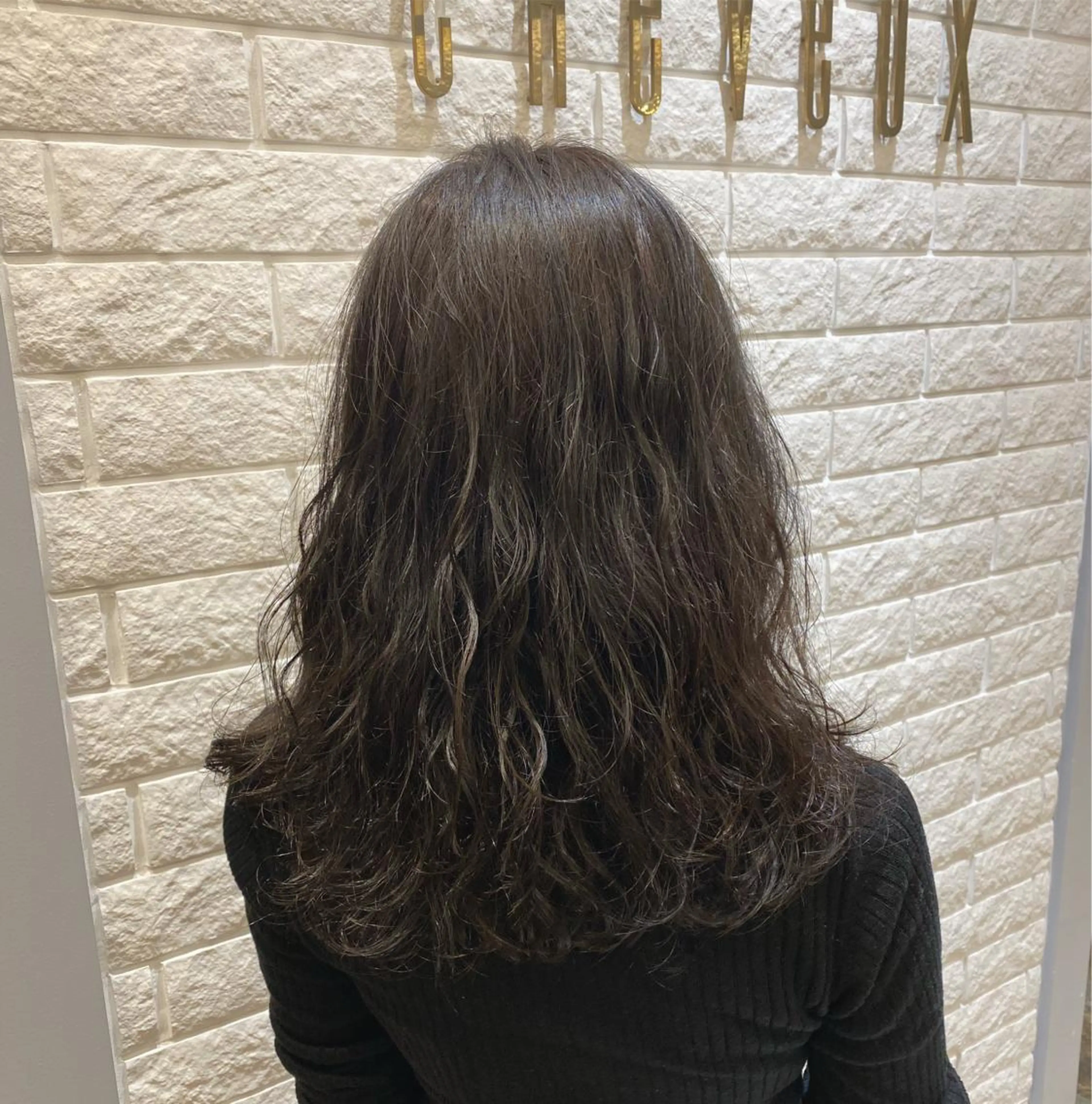 ロング パーマ カット パーマ 艶感🫧透明感カラー YUKARIのヘアスタイル