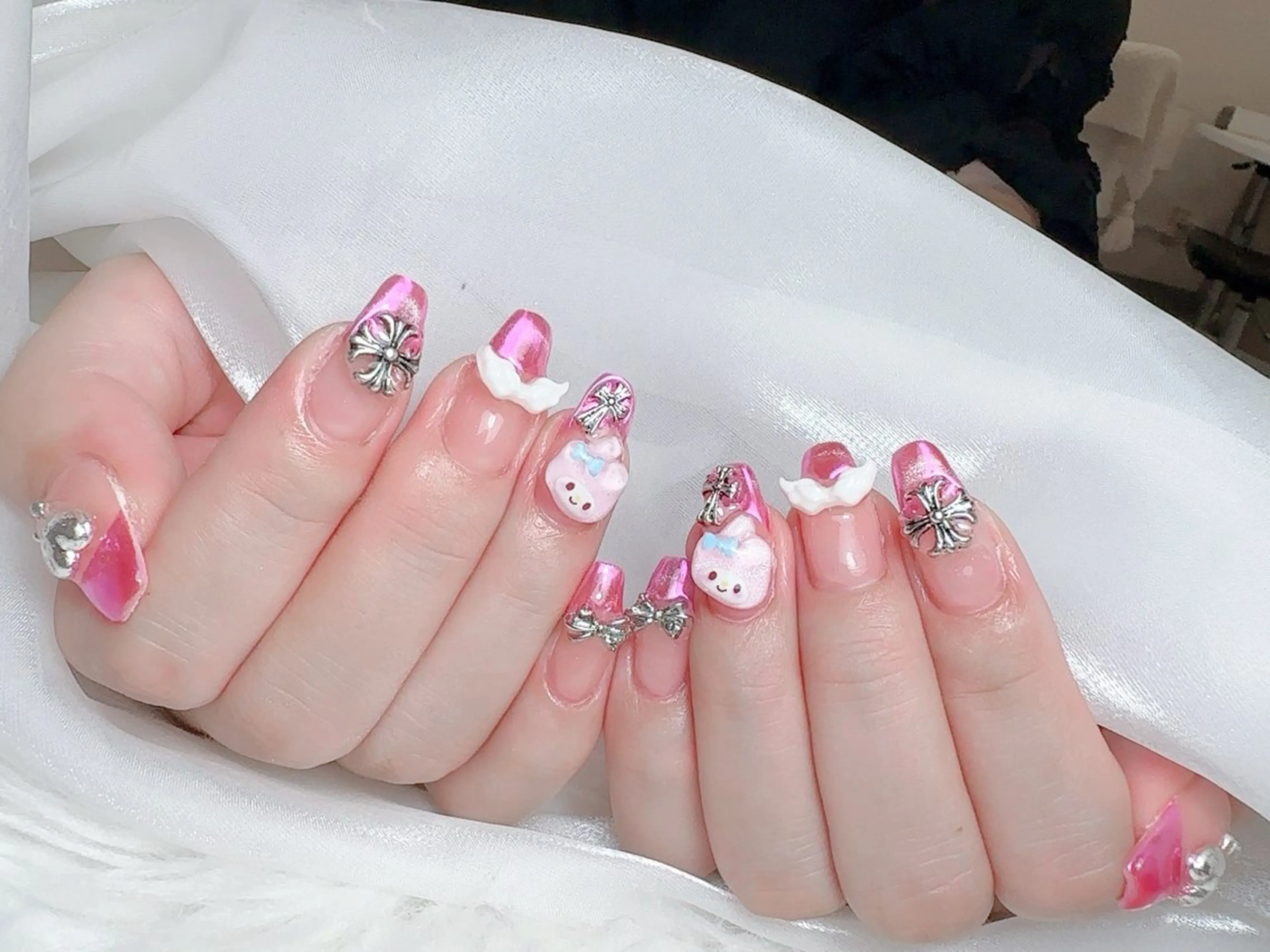 ネイル 🎀M nails✨ ビューティーのネイルデザイン