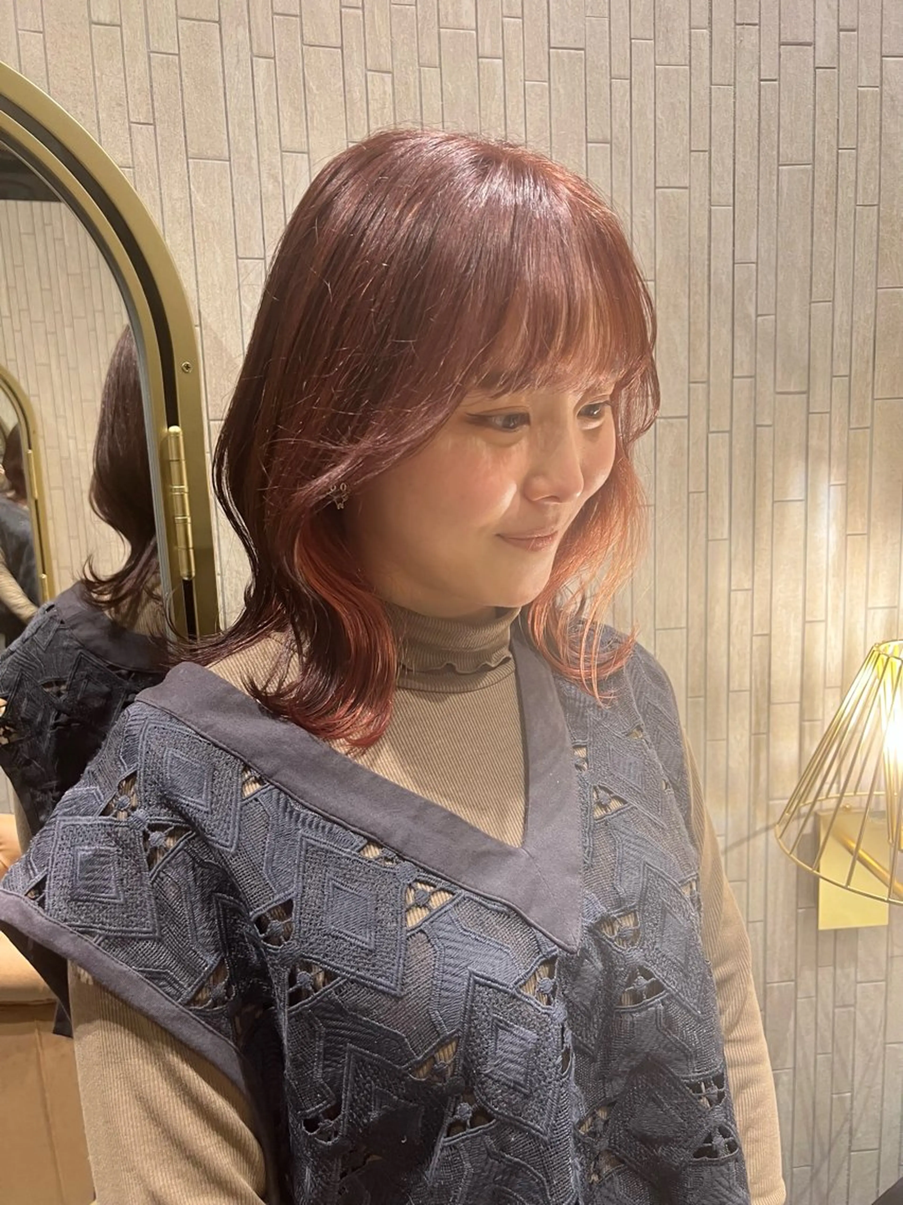 ミディアム カラー ヘアカラー トリートメント Aya/四条烏丸/ インナーカラーのヘアスタイル