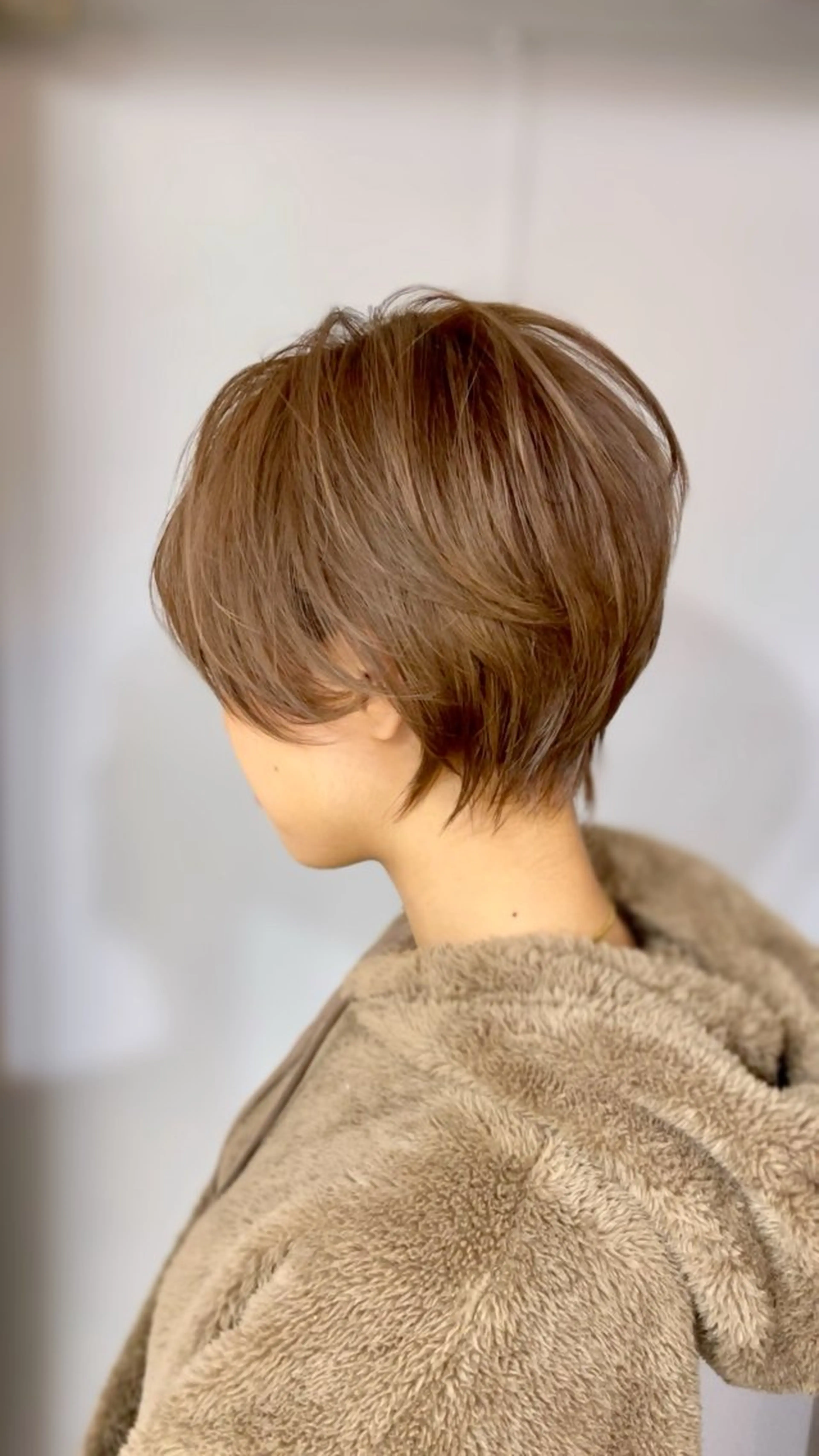 ショート ウルフカット 坂 直樹のヘアスタイル