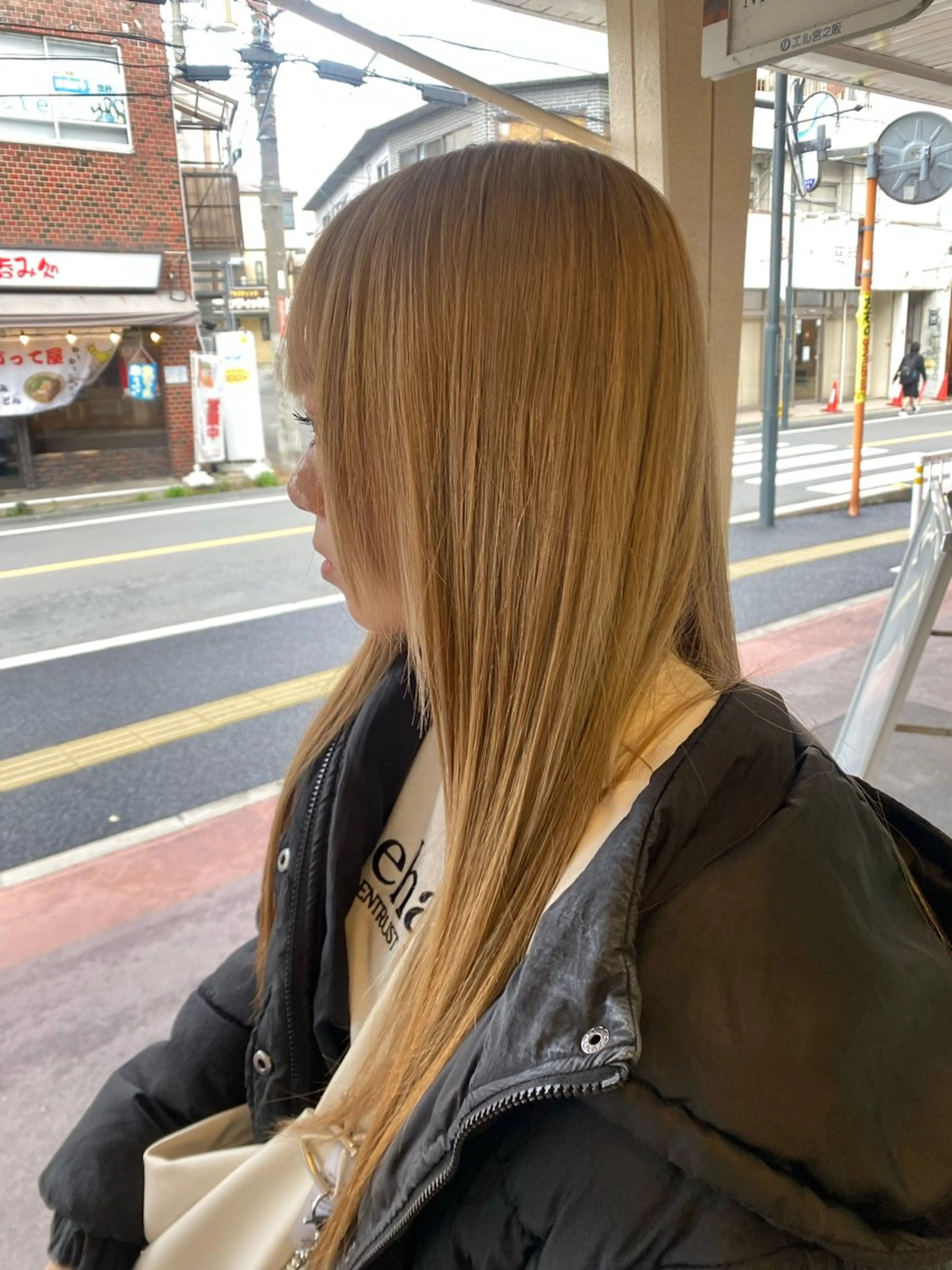 ロング 宇賀 芹加のヘアスタイル