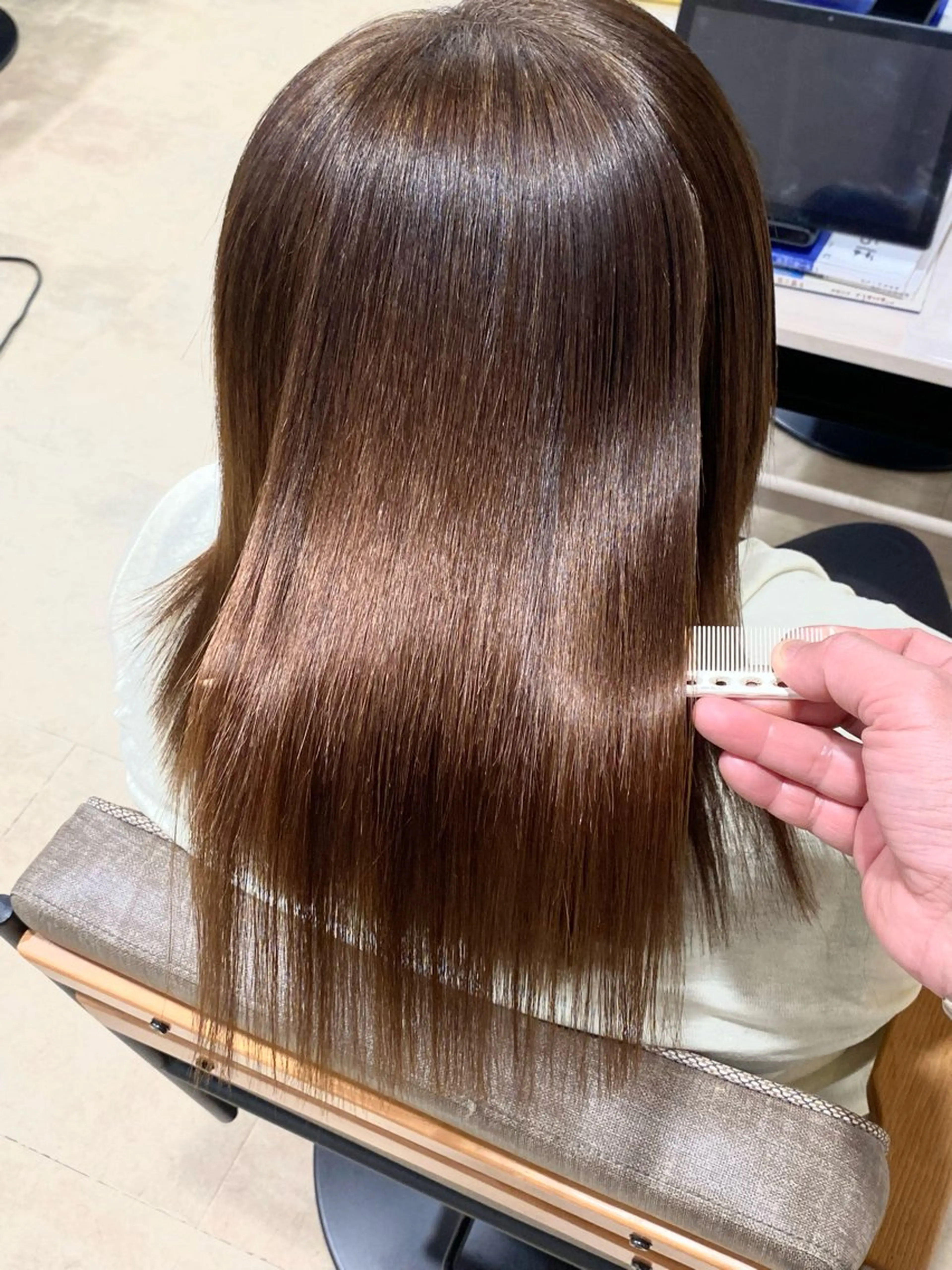 ロング パーマ カット 縮毛矯正 饒平名 知也のヘアスタイル