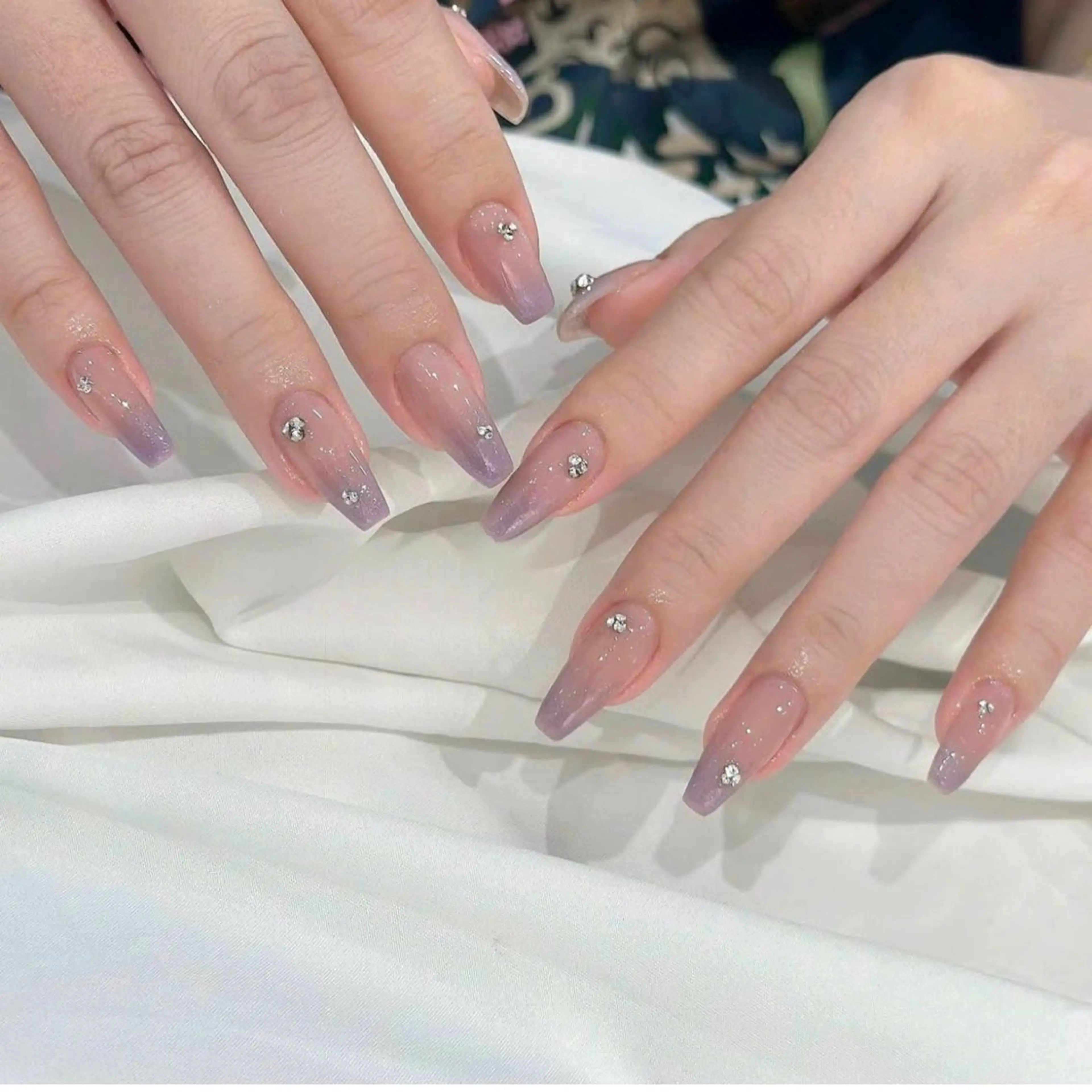 ネイル アニマル柄 オーロラネイル チークネイル フラッシュネイル ジェルネイル Lina nail所属・Lunaa 池袋のネイルデザイン