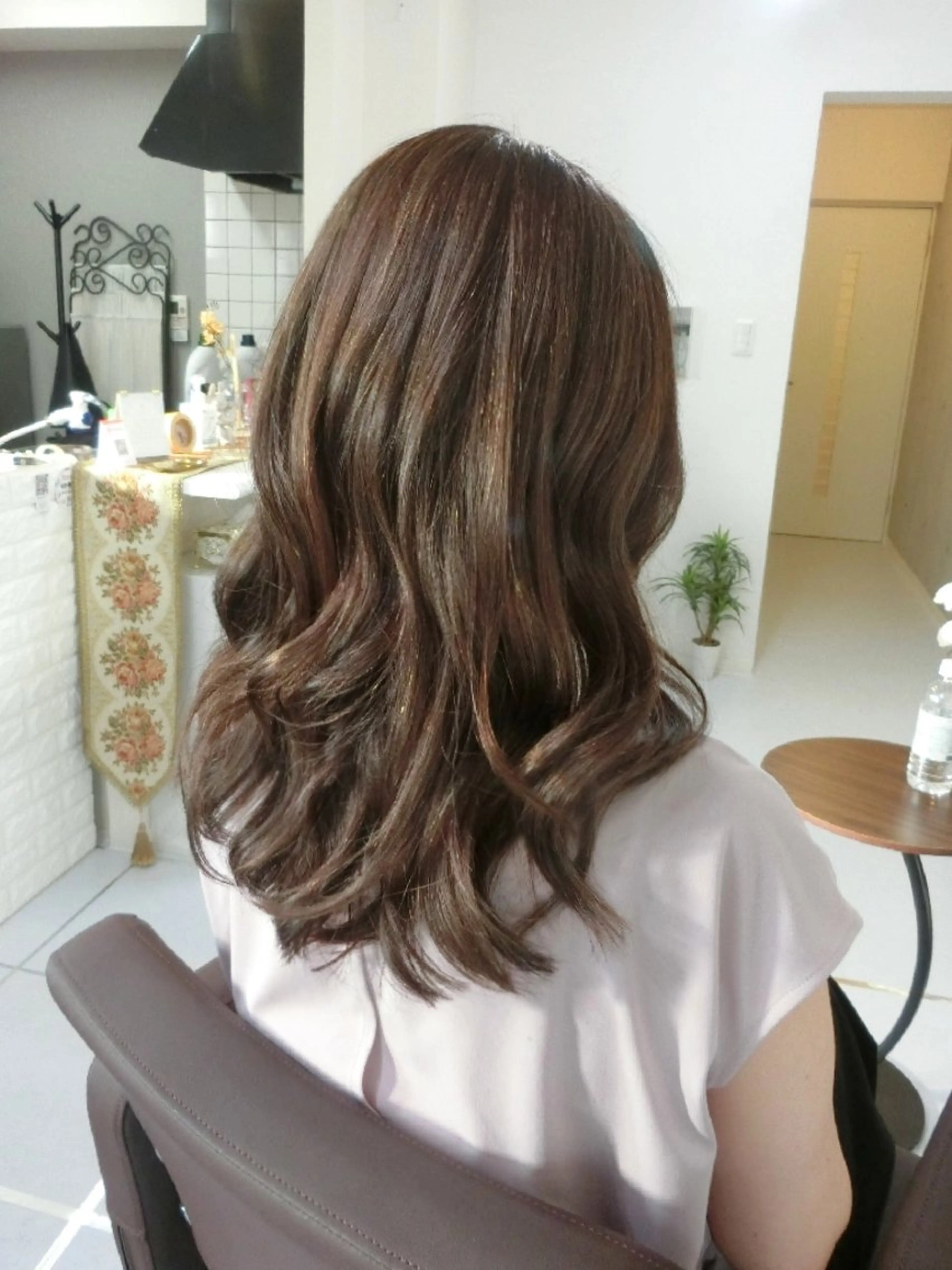 ロング カラー ma cherie naoのヘアスタイル