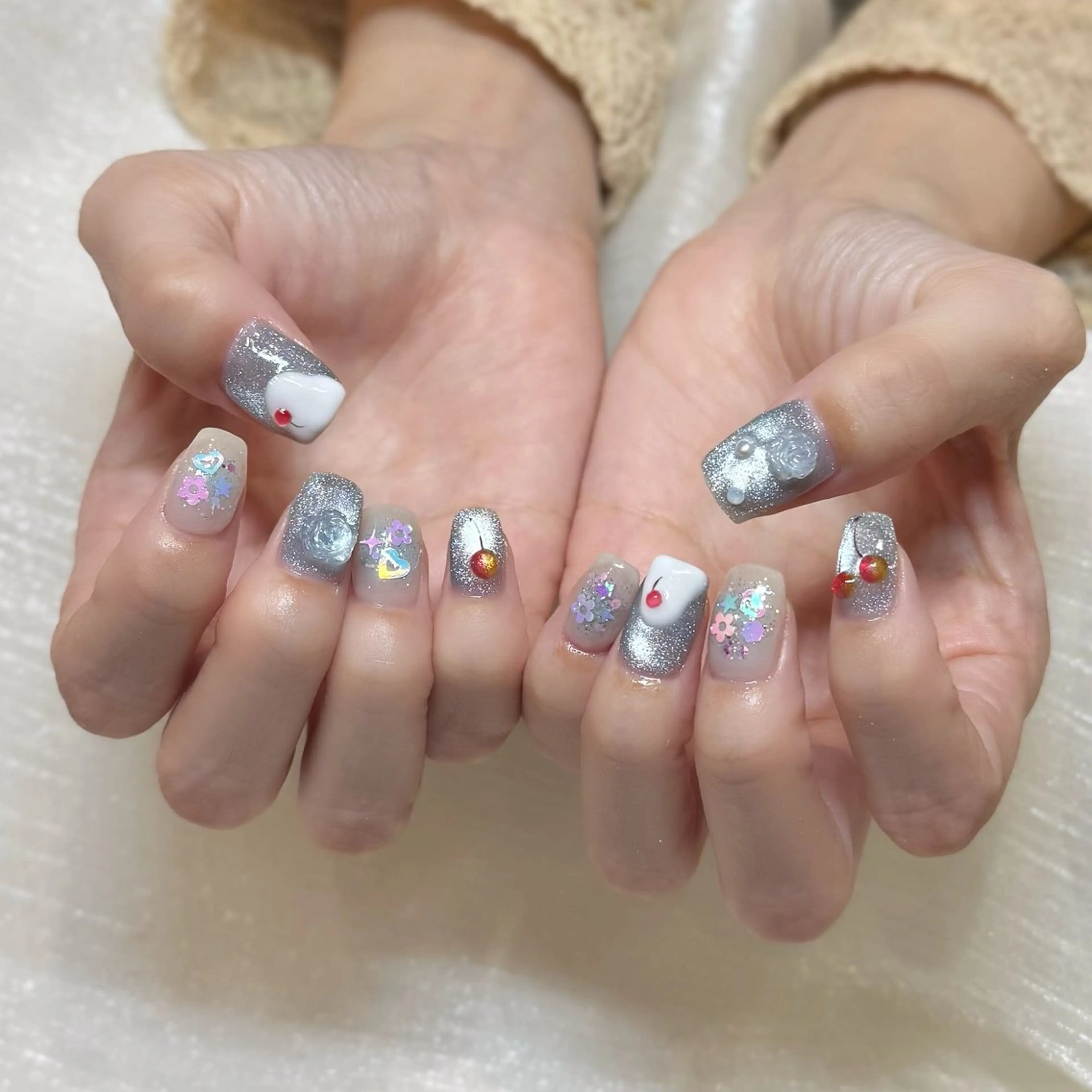 ネイル ハンドネイル 新井 ひなののネイルデザイン