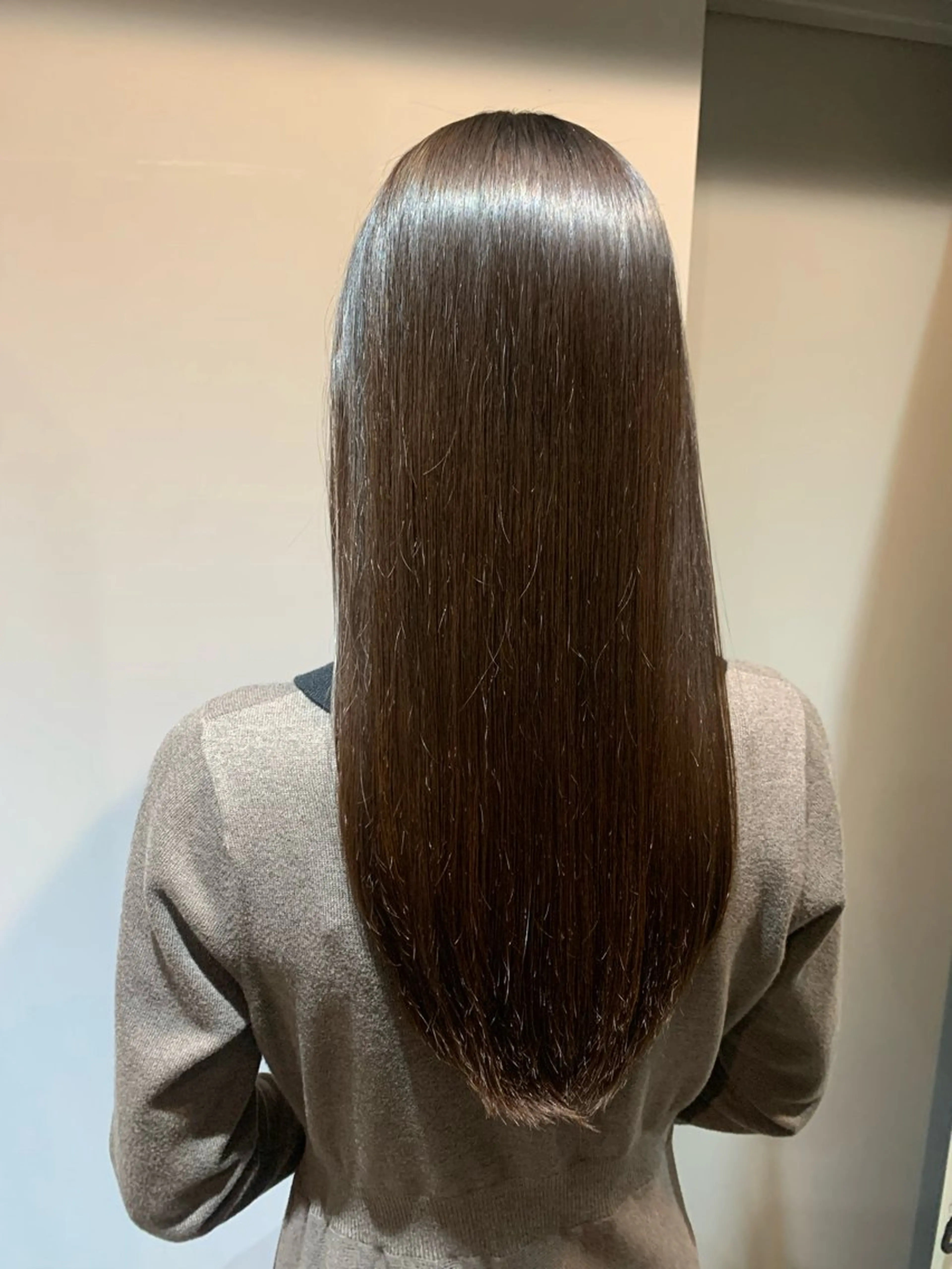 ロング 縮毛矯正 トリートメント 抜け感ダブルカラー miyukiのヘアスタイル