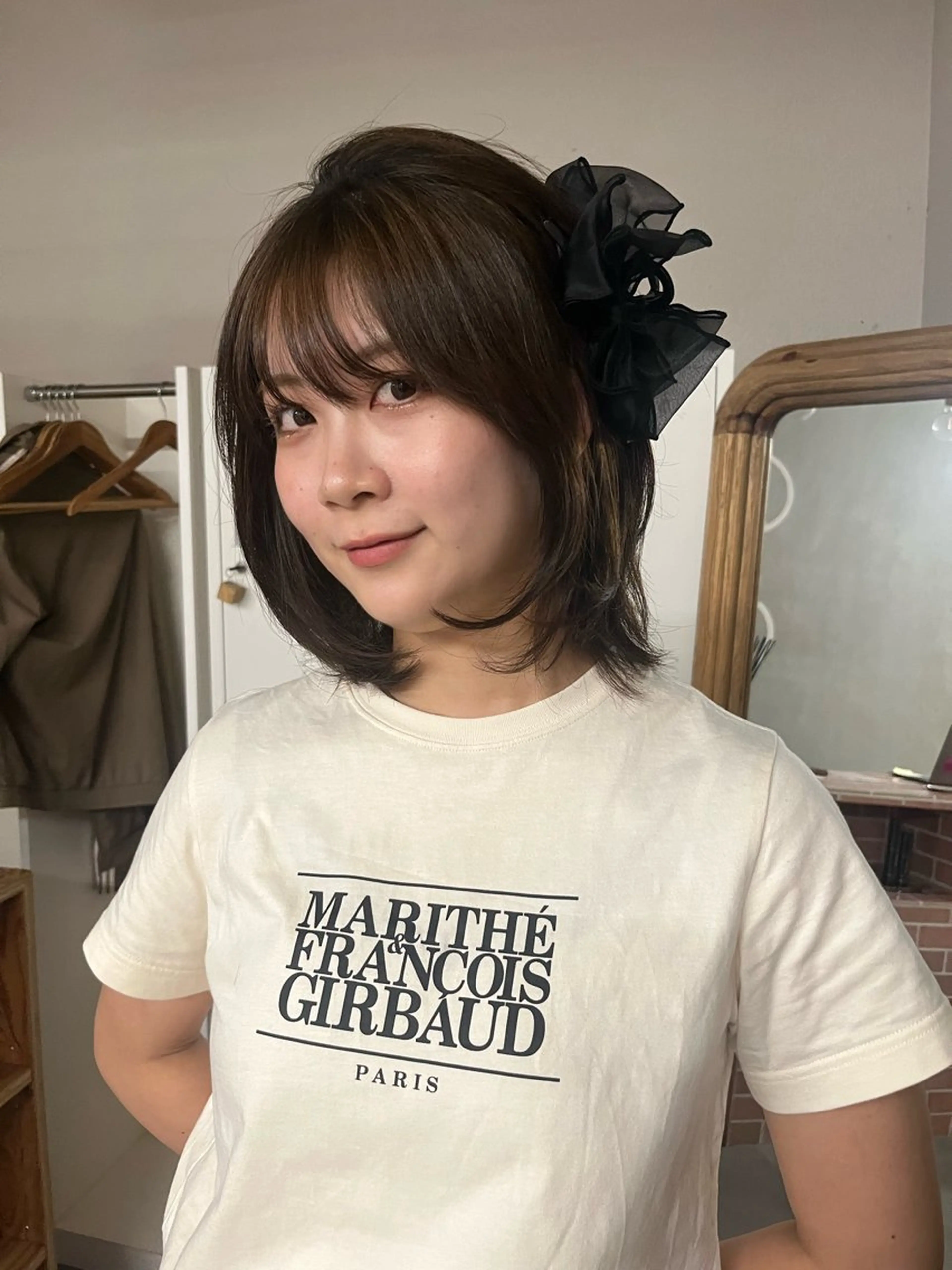 ショート レイヤーカット/ 酸性ストレート梅田のヘアスタイル