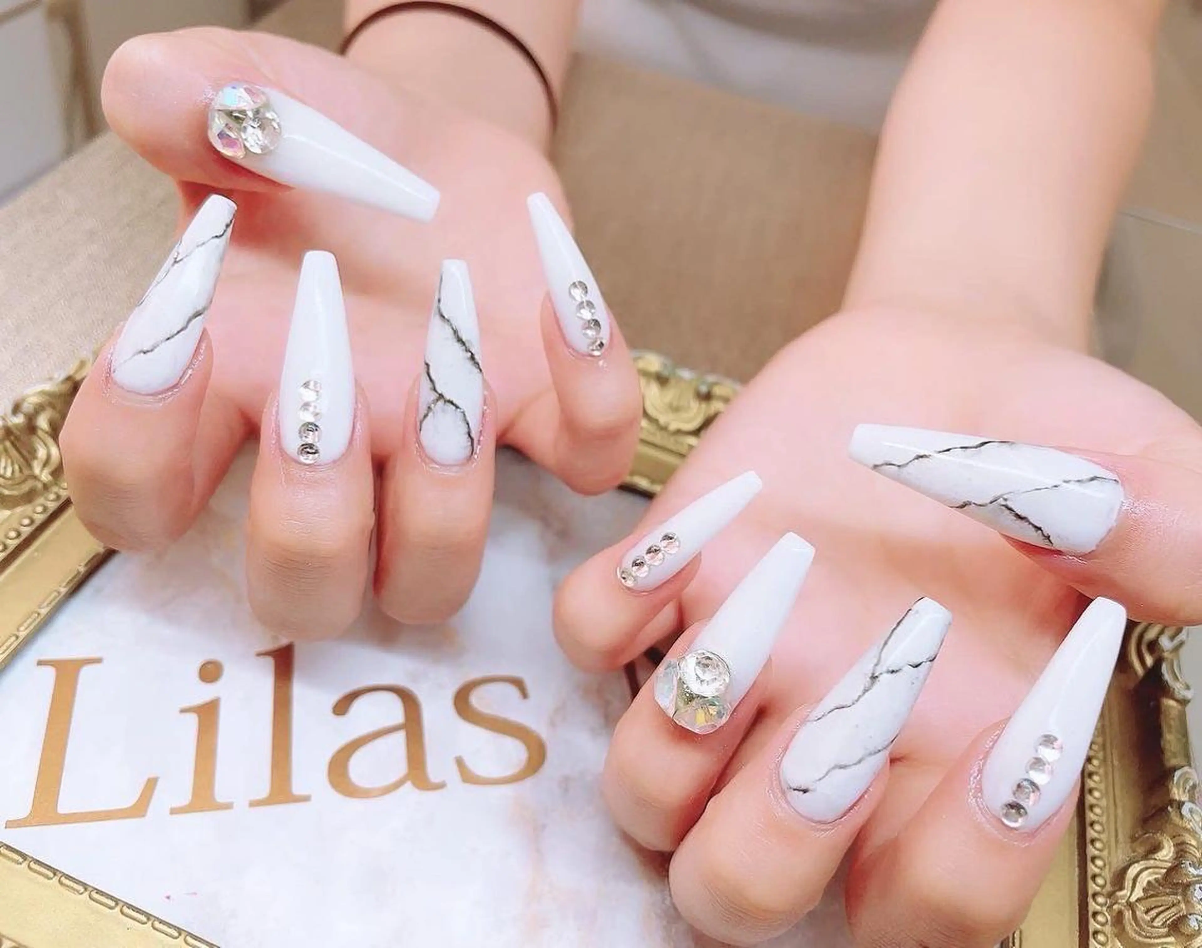 ネイル ブルー ジェルネイル 卒業式 ハードジェル キラキラネイル Lilas Nailのネイルデザイン