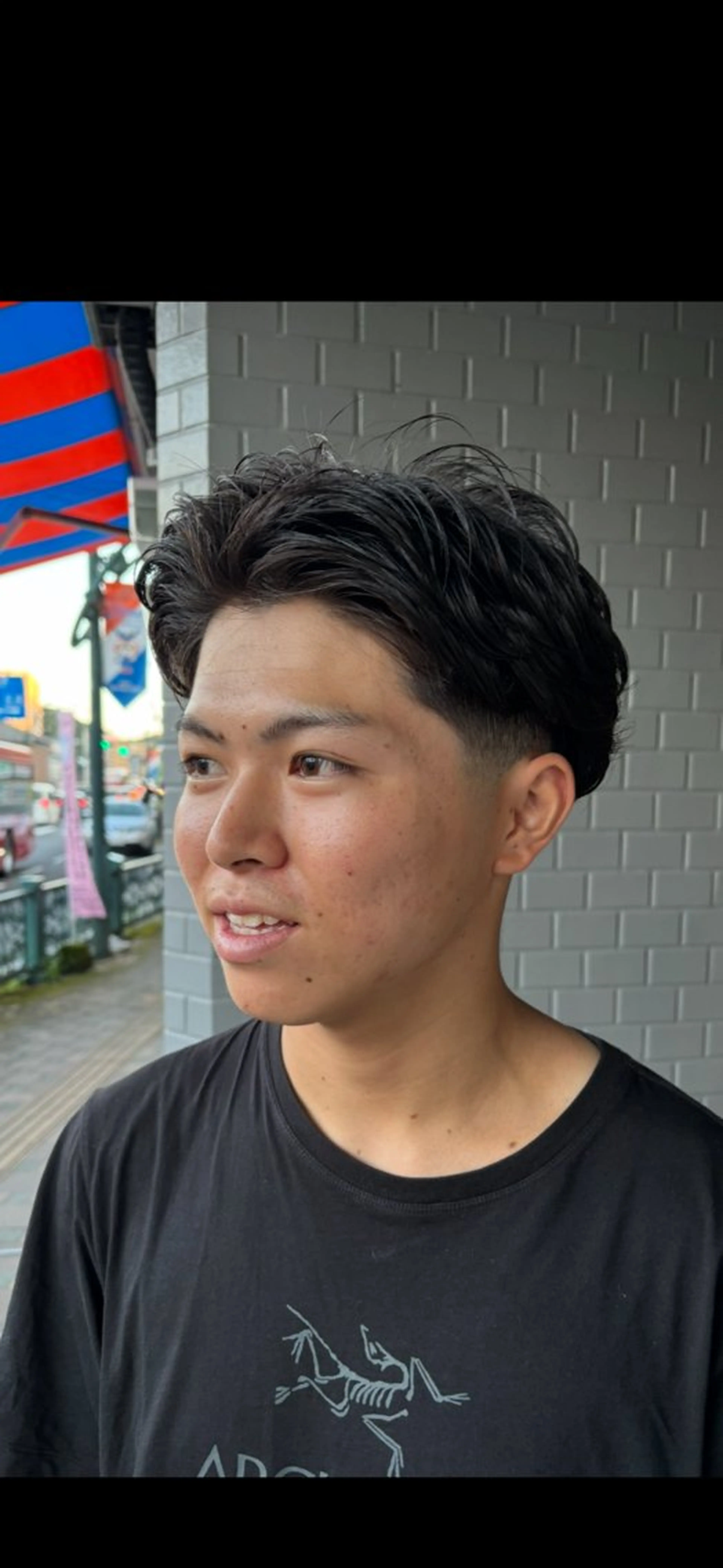 メンズ フェードカット 刈り上げ 古川 虎太郎のヘアスタイル