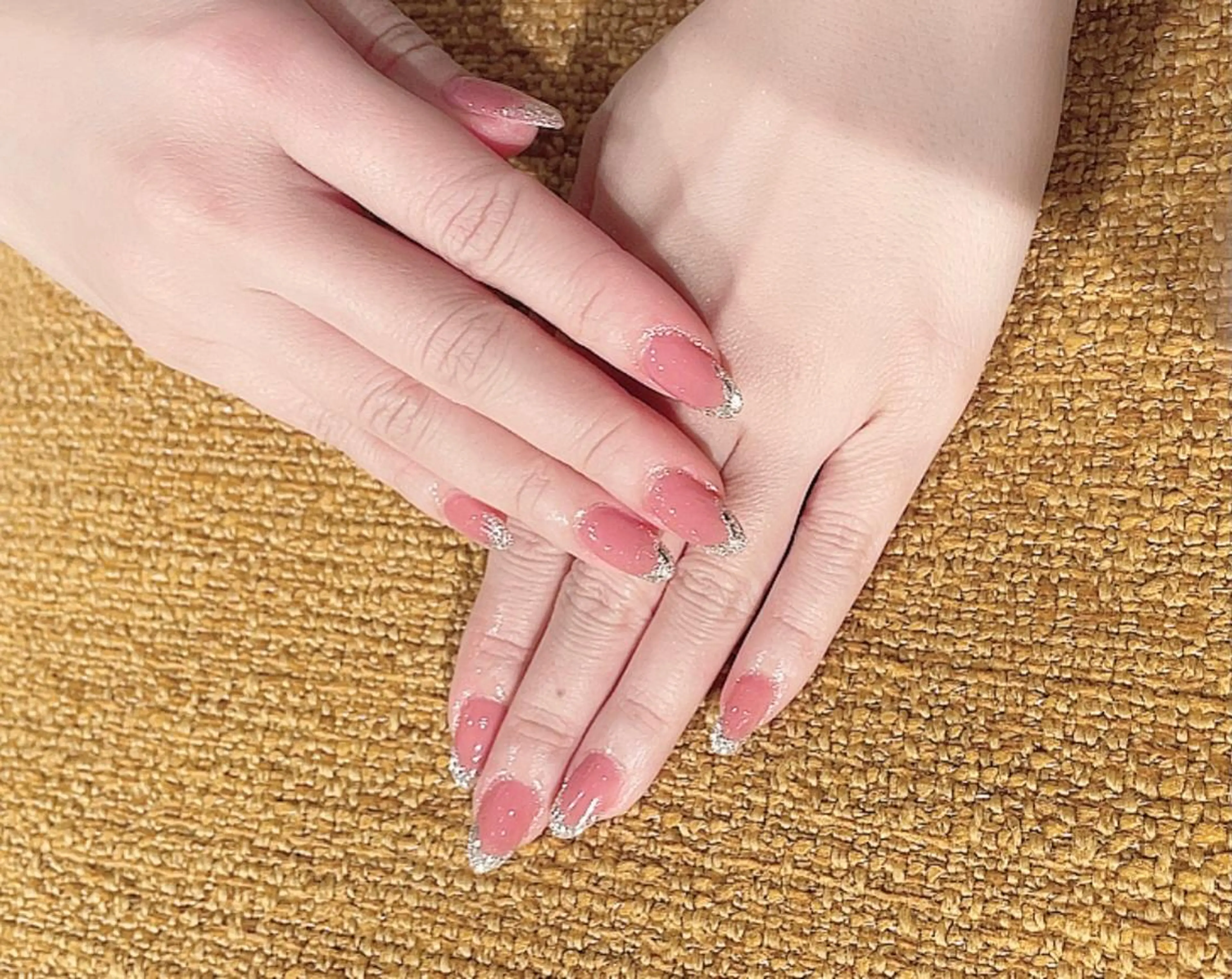 🎀SNS人気No1 ガラスフレンチ/ミナ-フレンチ+2個パーツ(トレーニングメニュー,口コミ不可、10日以内直し無料)の写真