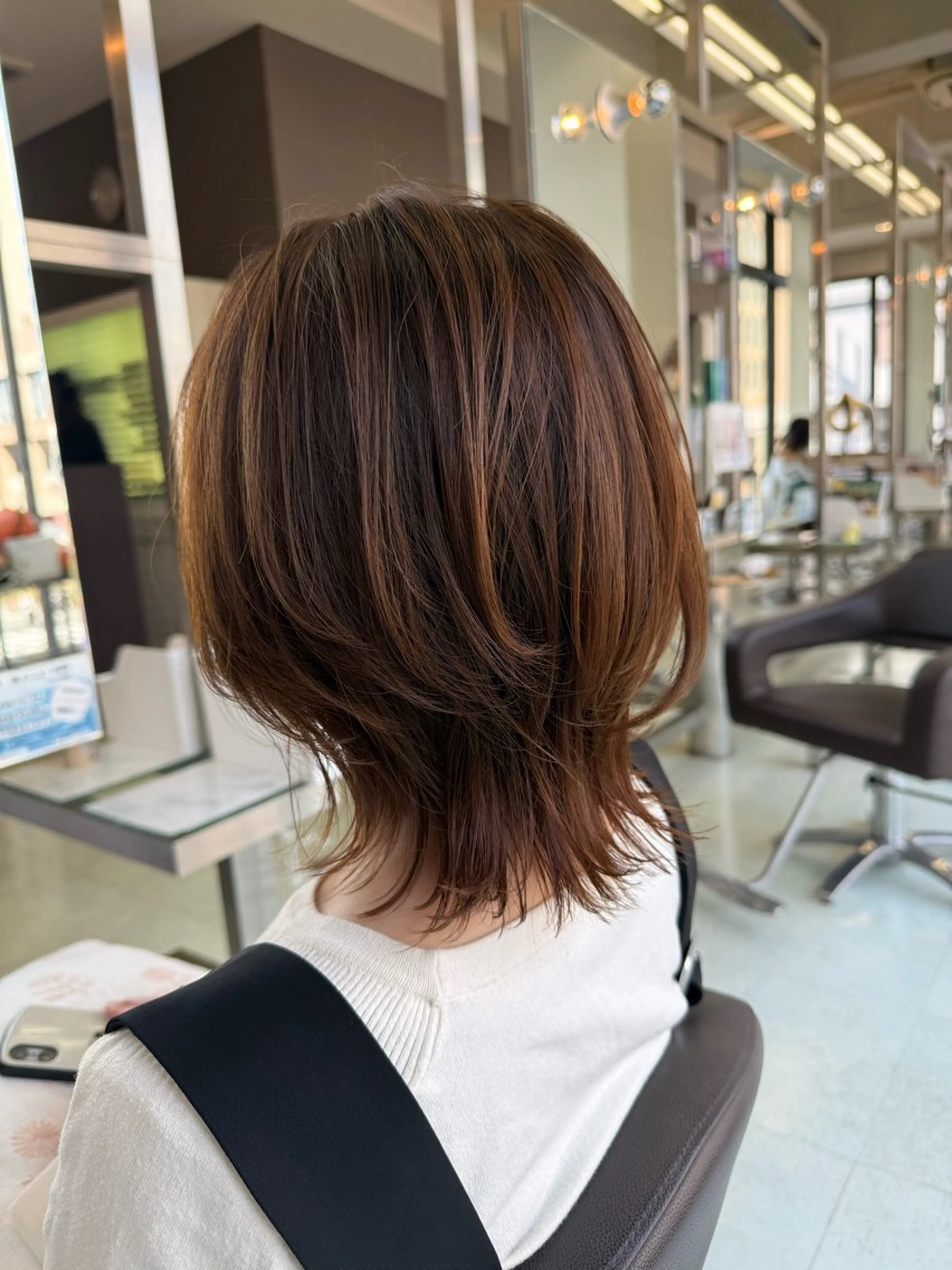【くびれ“🌱ミディアムカット限定🧞‍♀️】　レディースカット＋高保湿トリートメント💇🏻‍♀️の写真