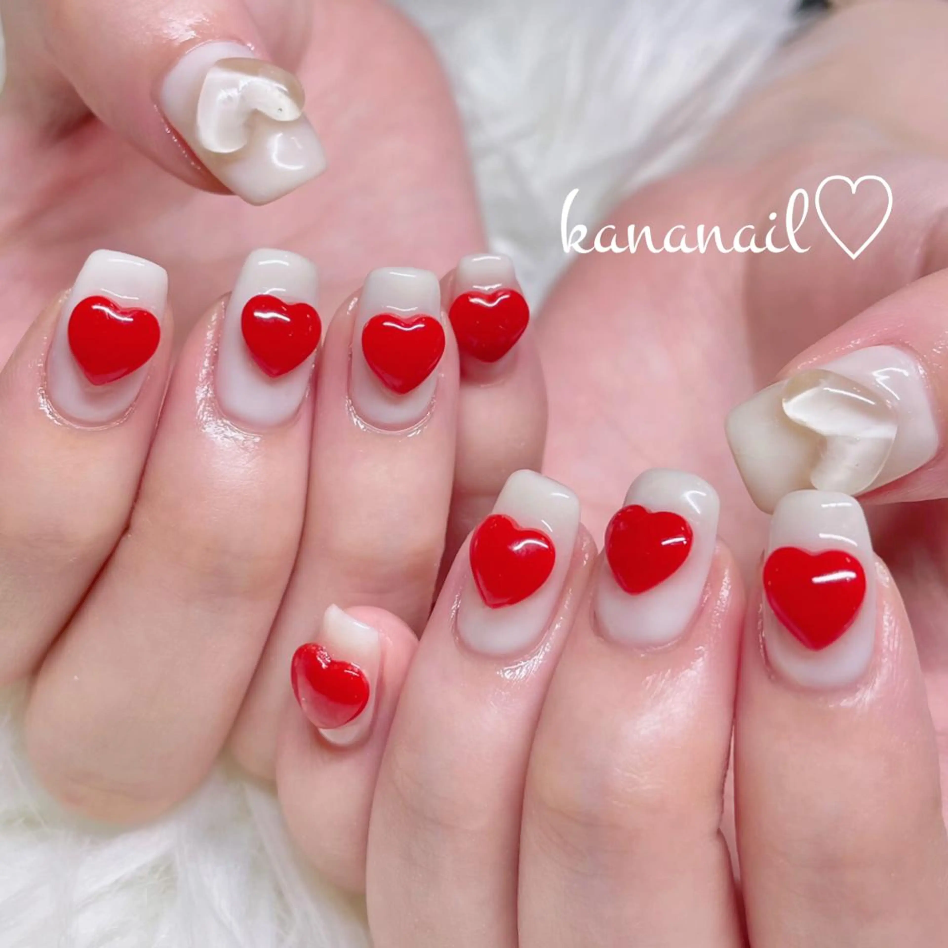 ネイル クリアネイル ガーリー ハート ぷっくりネイル 赤色 kananail ♡のネイルデザイン