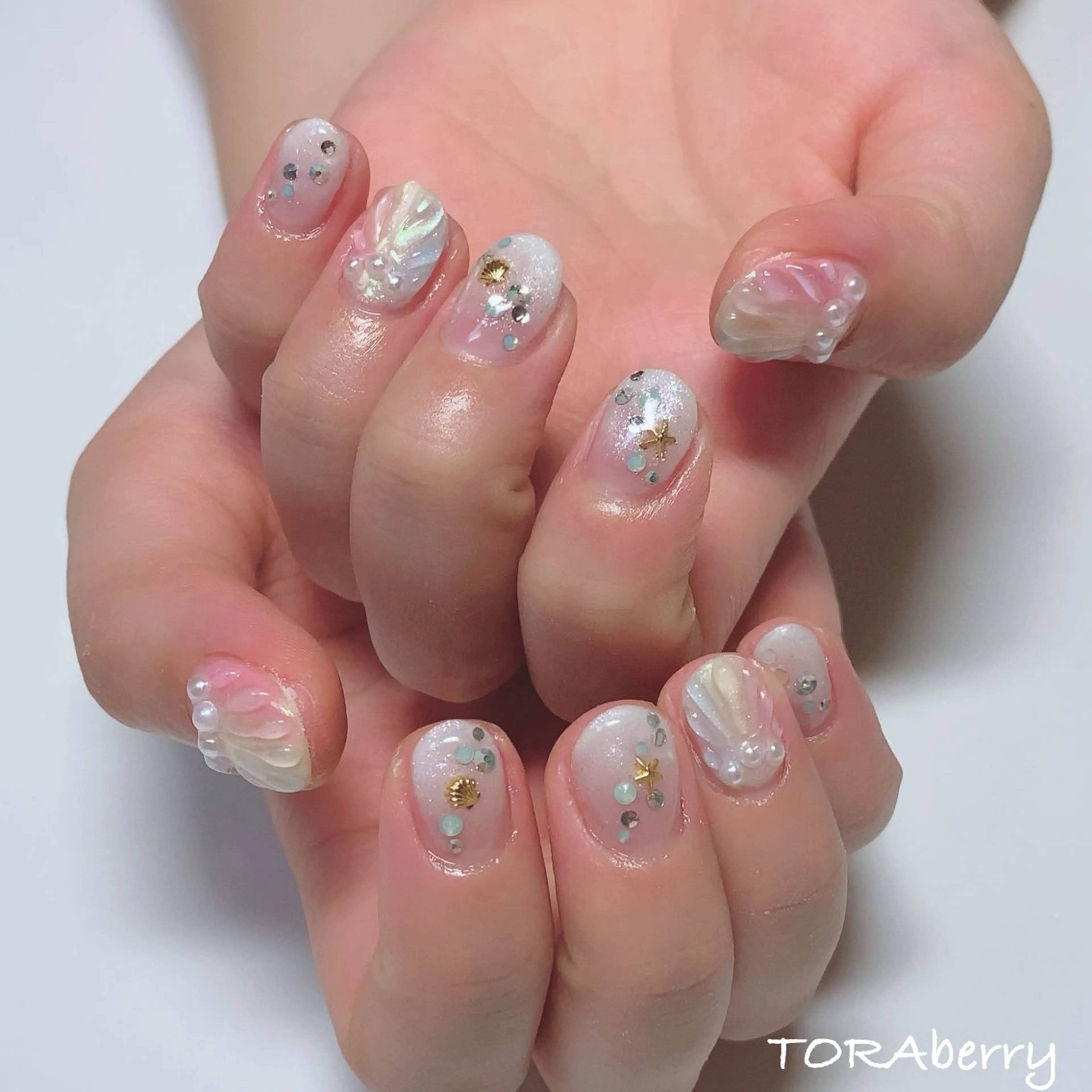 ネイル ネイリスト なつみのネイルデザイン