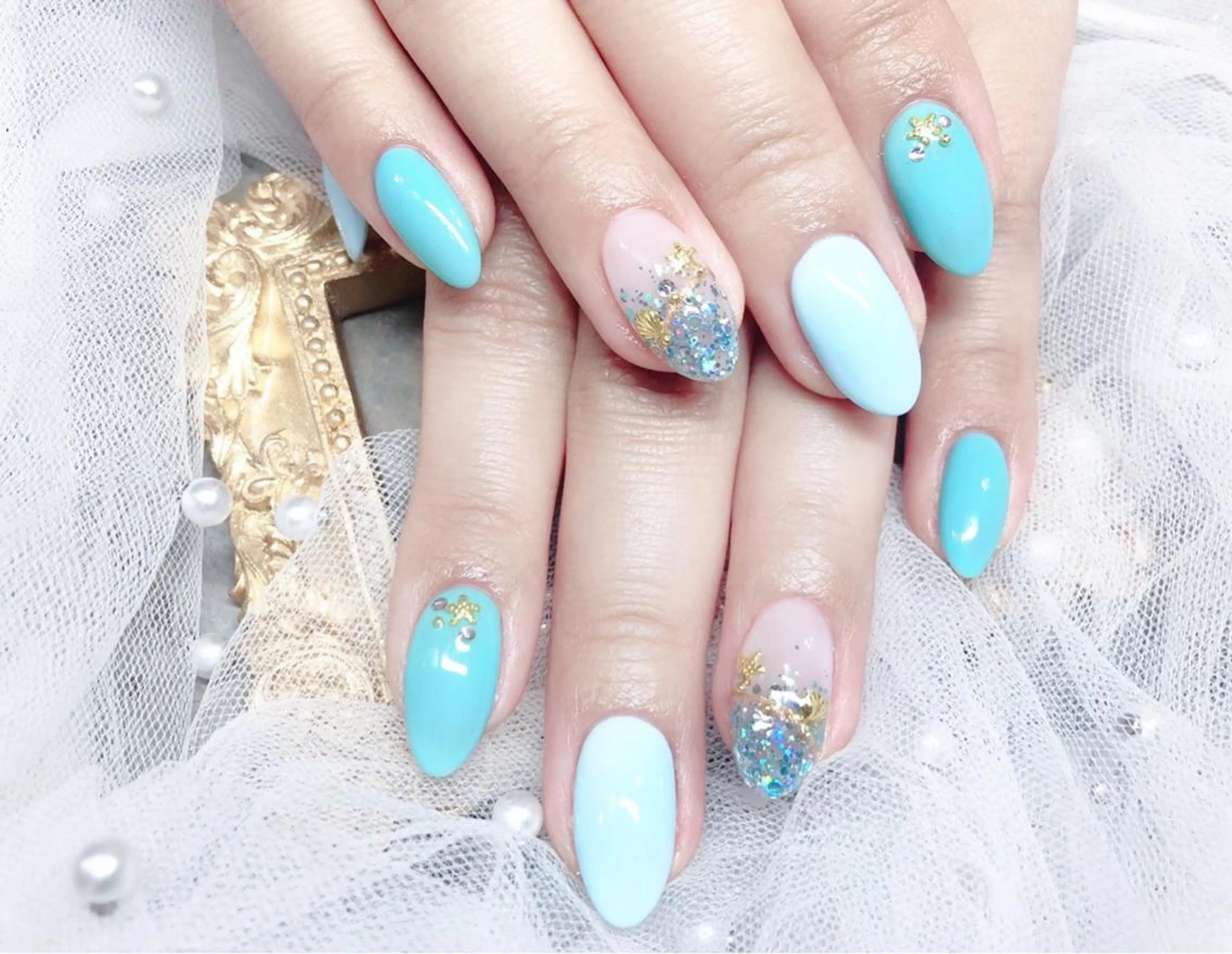 ネイル ハンドネイル マジック ミラーのネイルデザイン