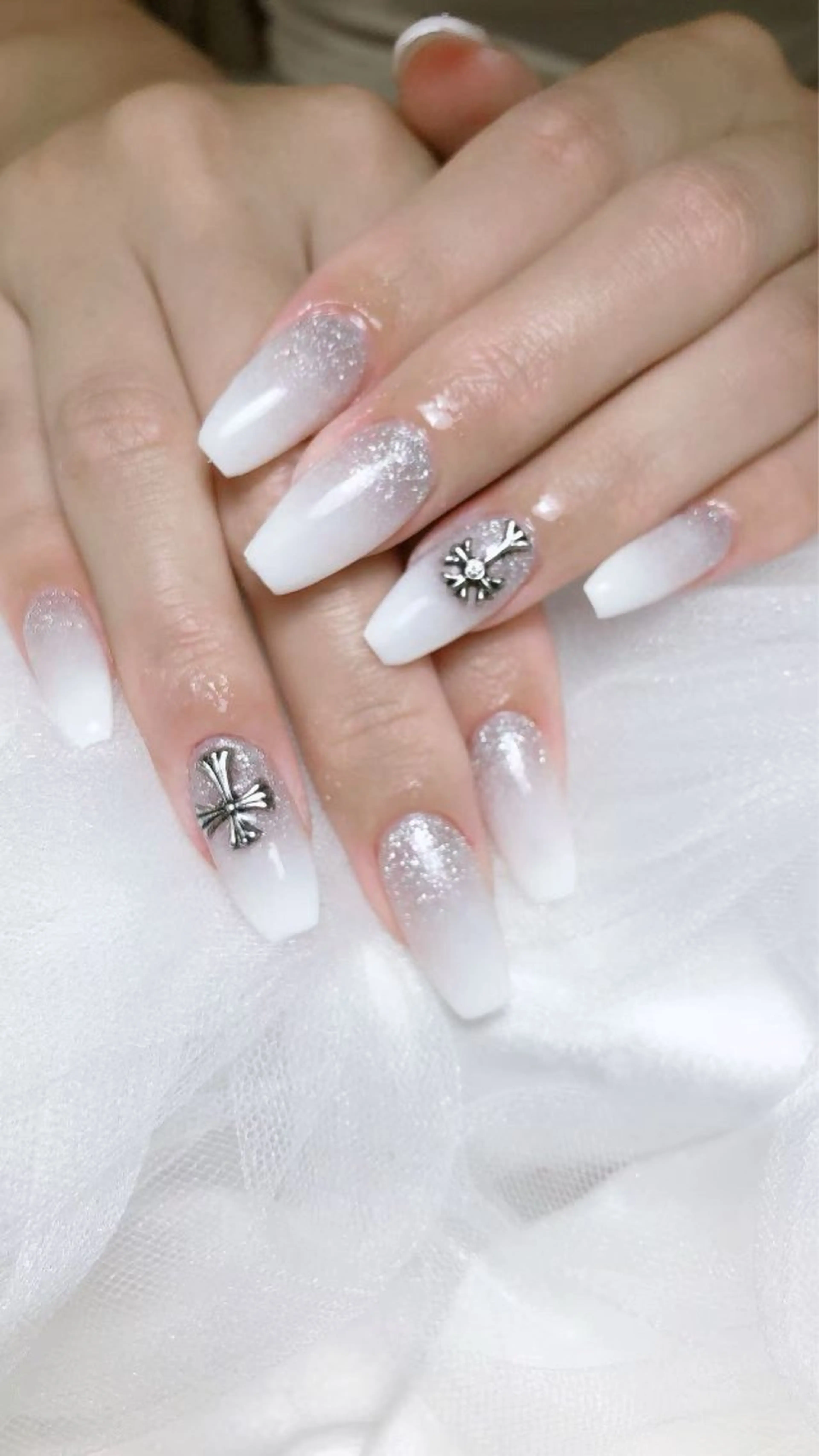 ネイル ルラワンネイル エンのネイルデザイン