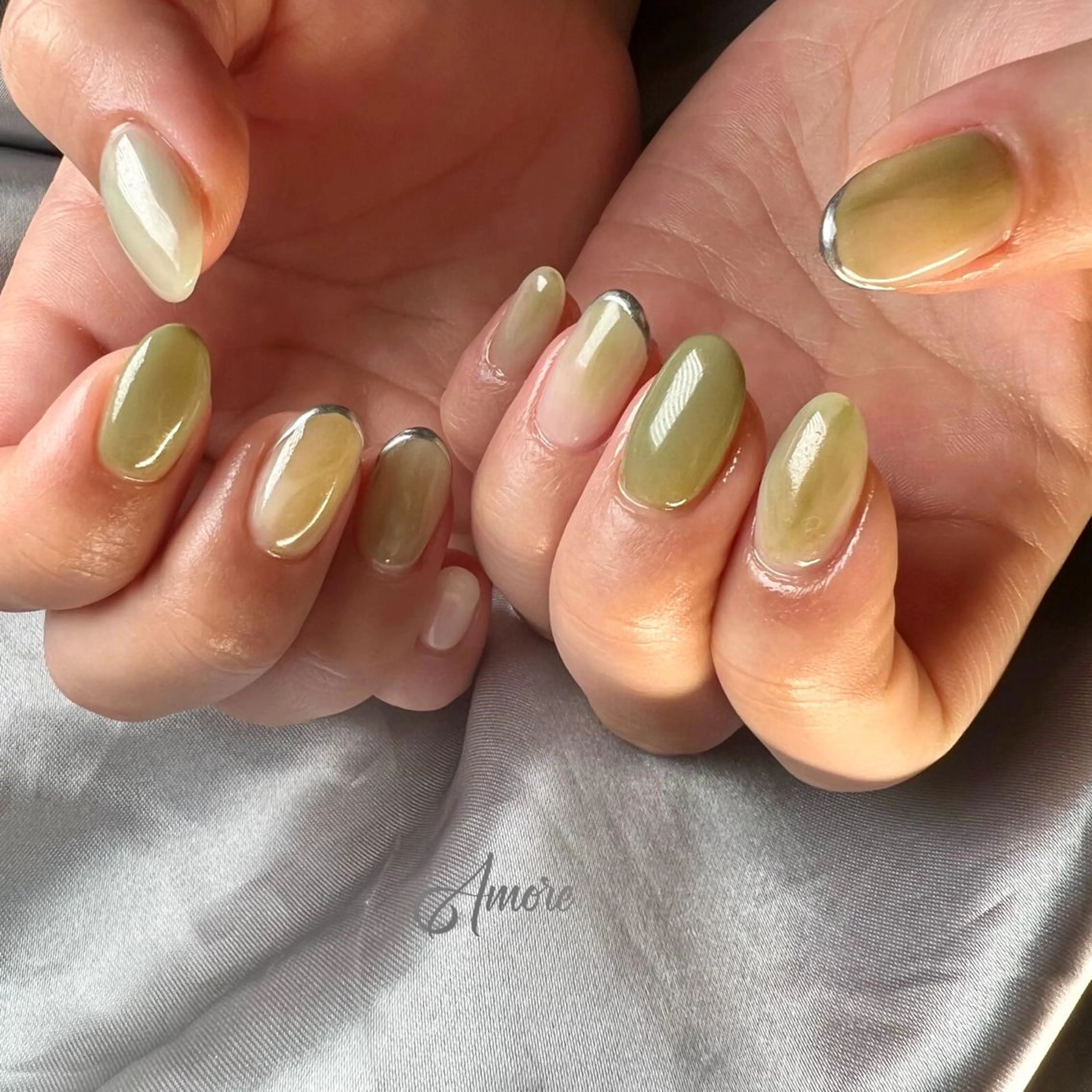 ネイル ジェルネイル ミラーネイル オフィスネイル パラジェル You kyehwaのネイルデザイン