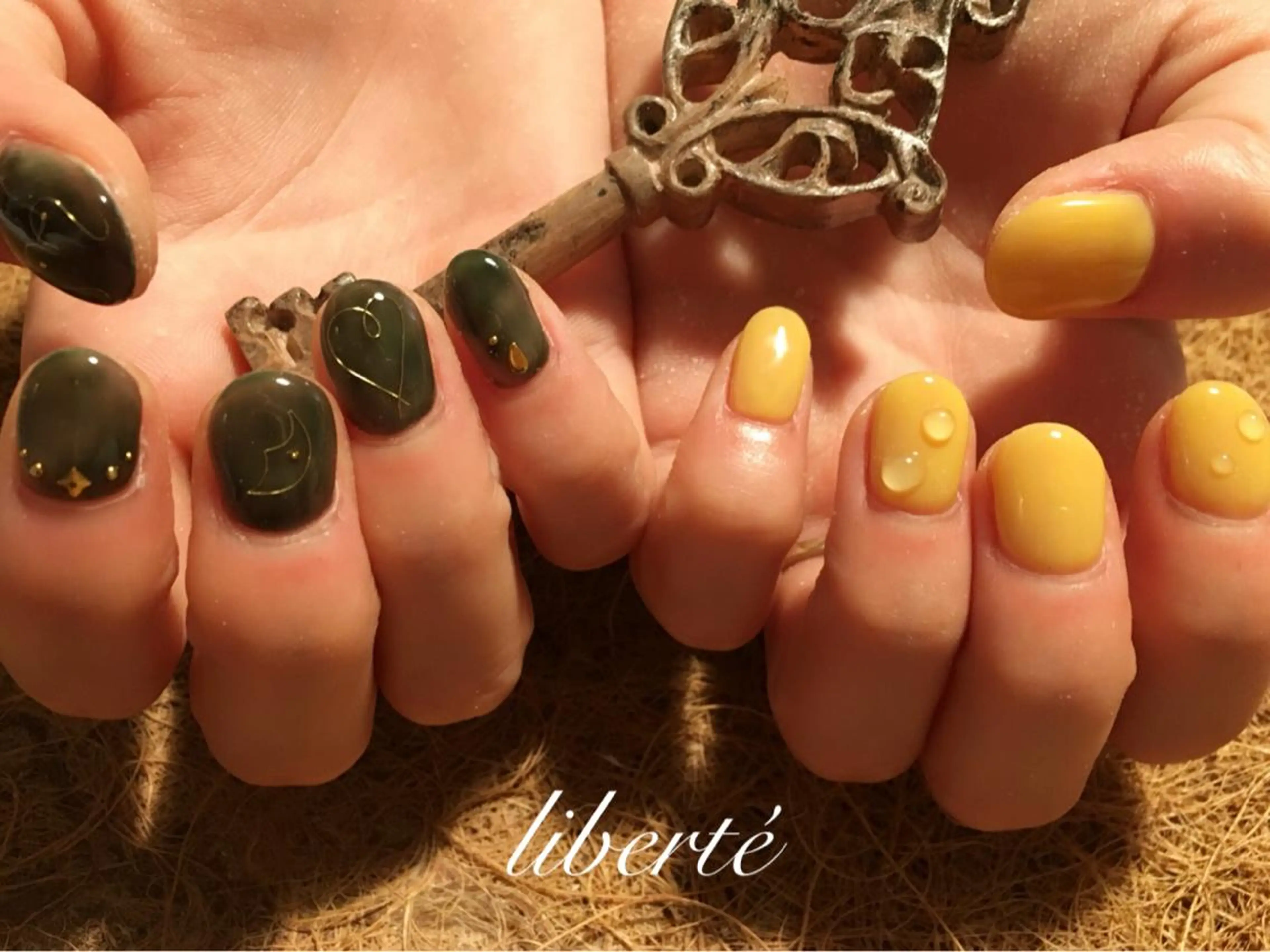 ネイル liberté (リベルテ)のネイルデザイン