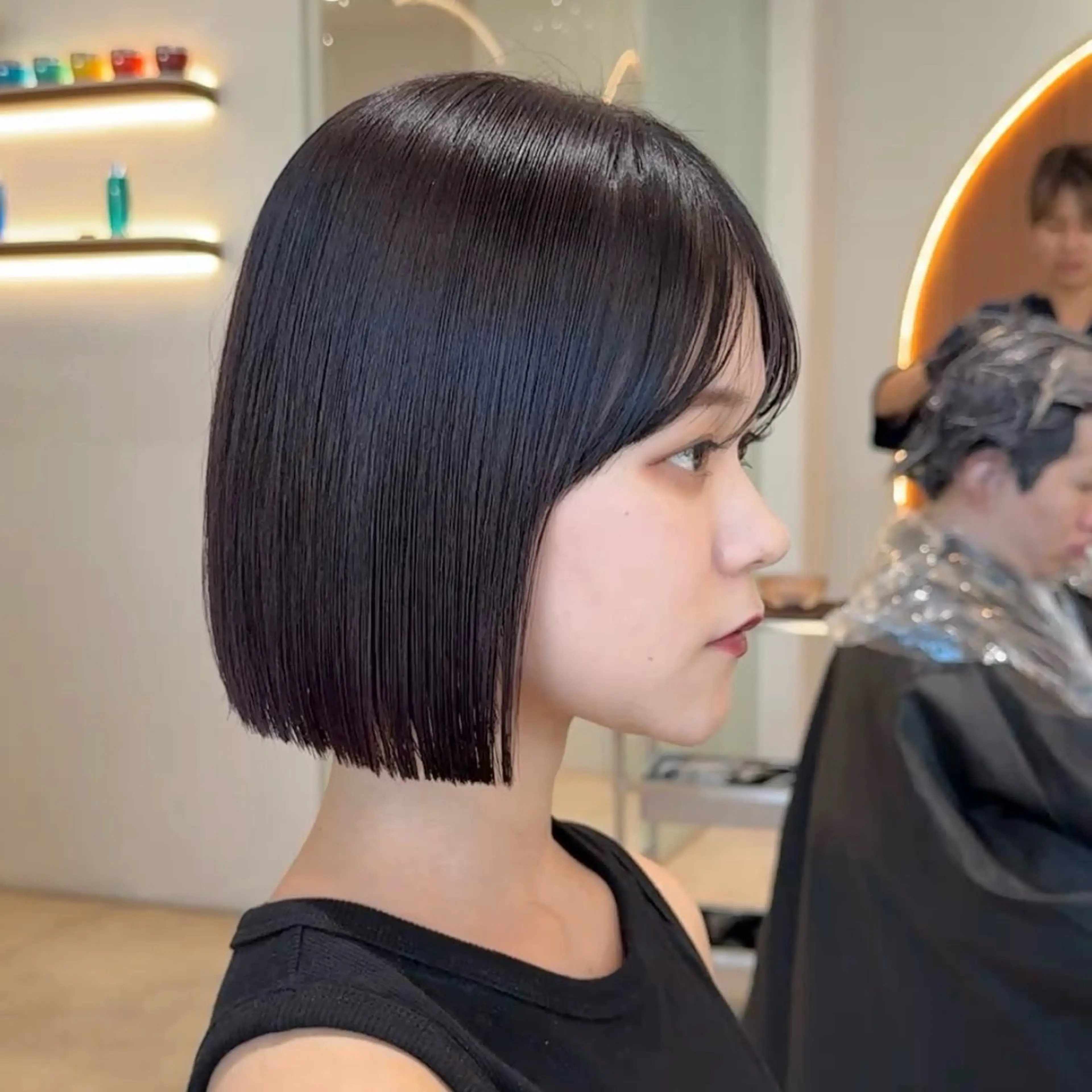 ミディアム カラー 切りっぱなしボブ ショートボブ ボブレイヤー ボブ くびれヘア カット ヘアカラー トリートメント 田中航平/渋谷ボブ/ レイヤーボブのヘアスタイル