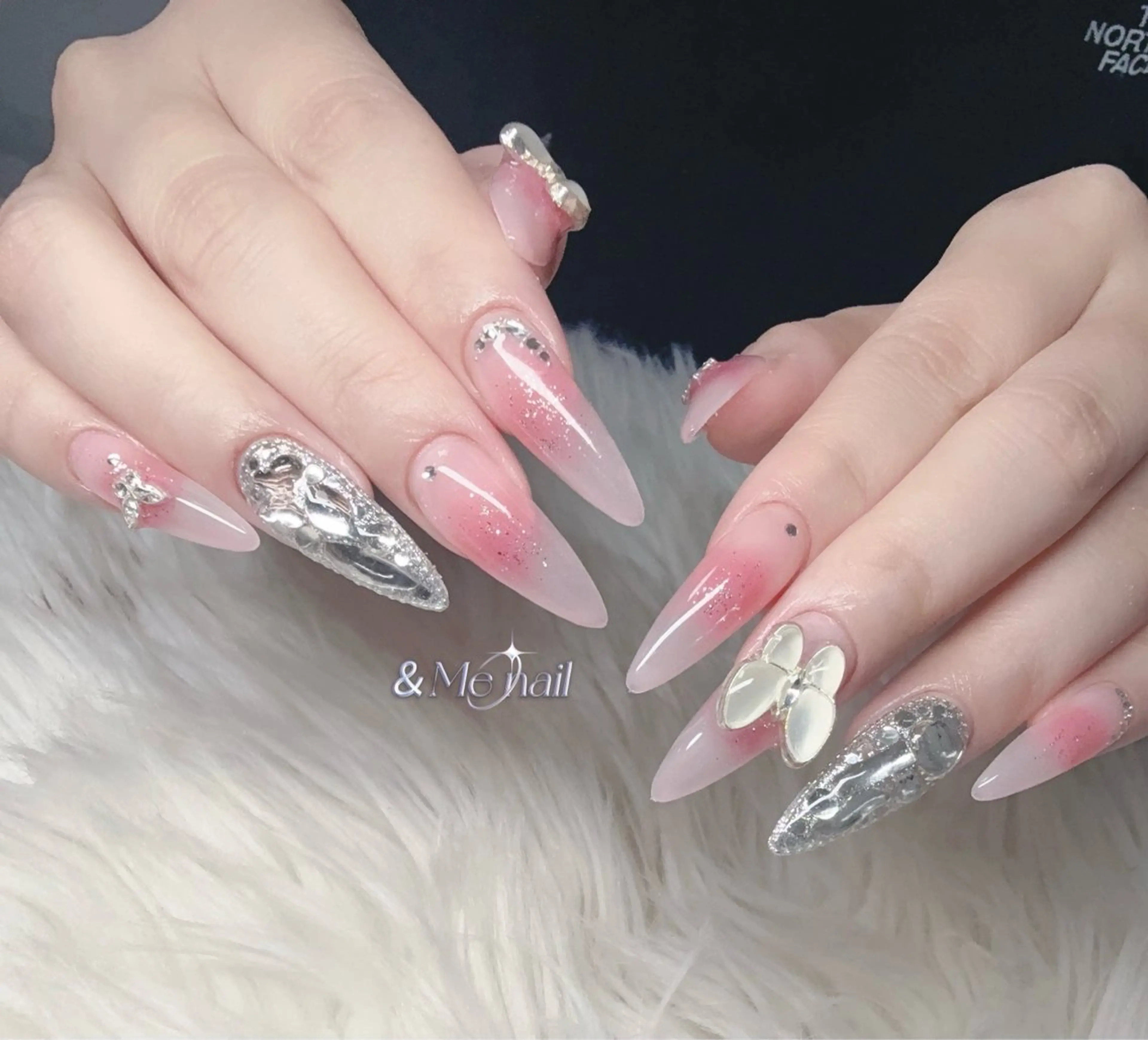 ネイル ハンドネイル ＆ME アンドミーのネイルデザイン