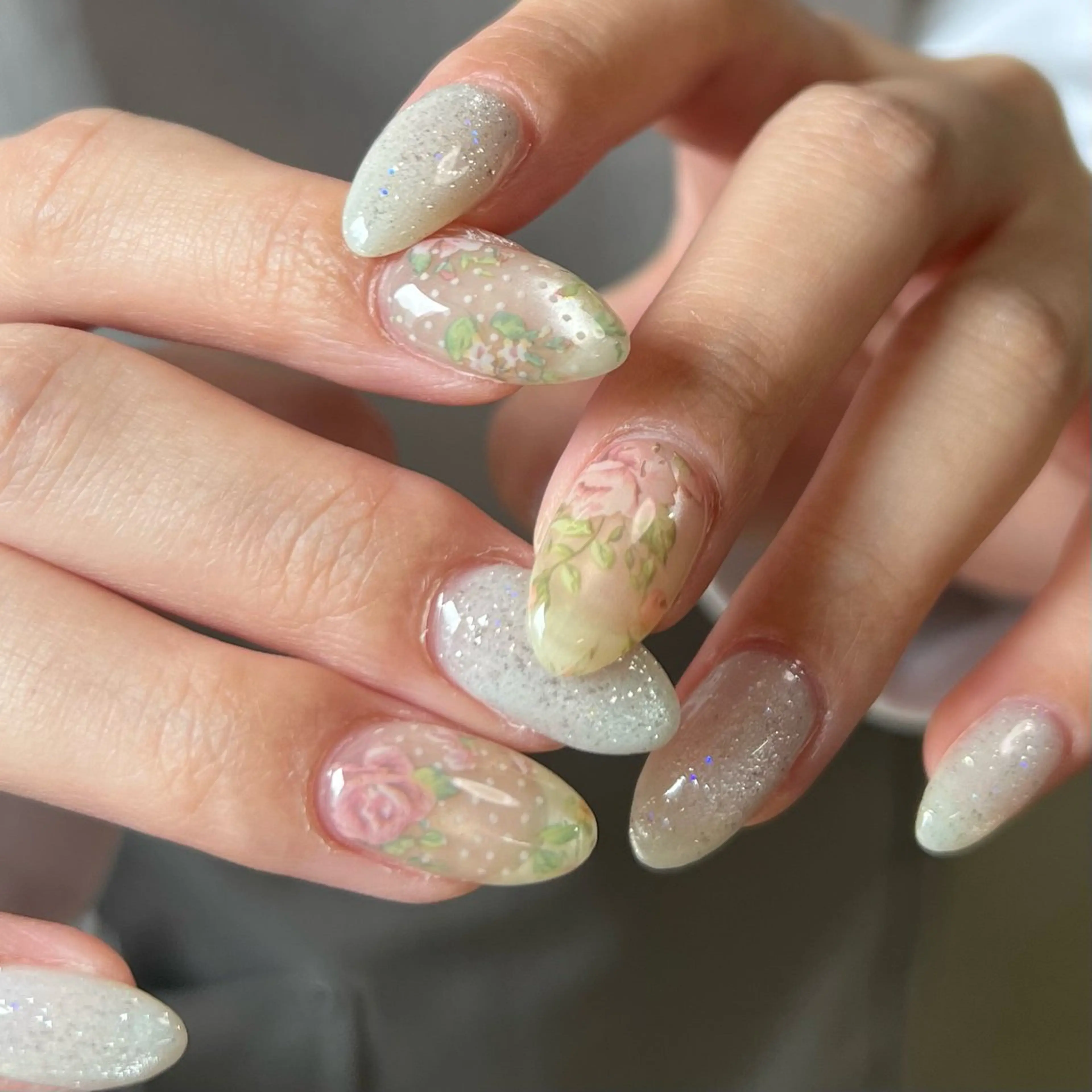 ネイル mieux NATSUKIのネイルデザイン