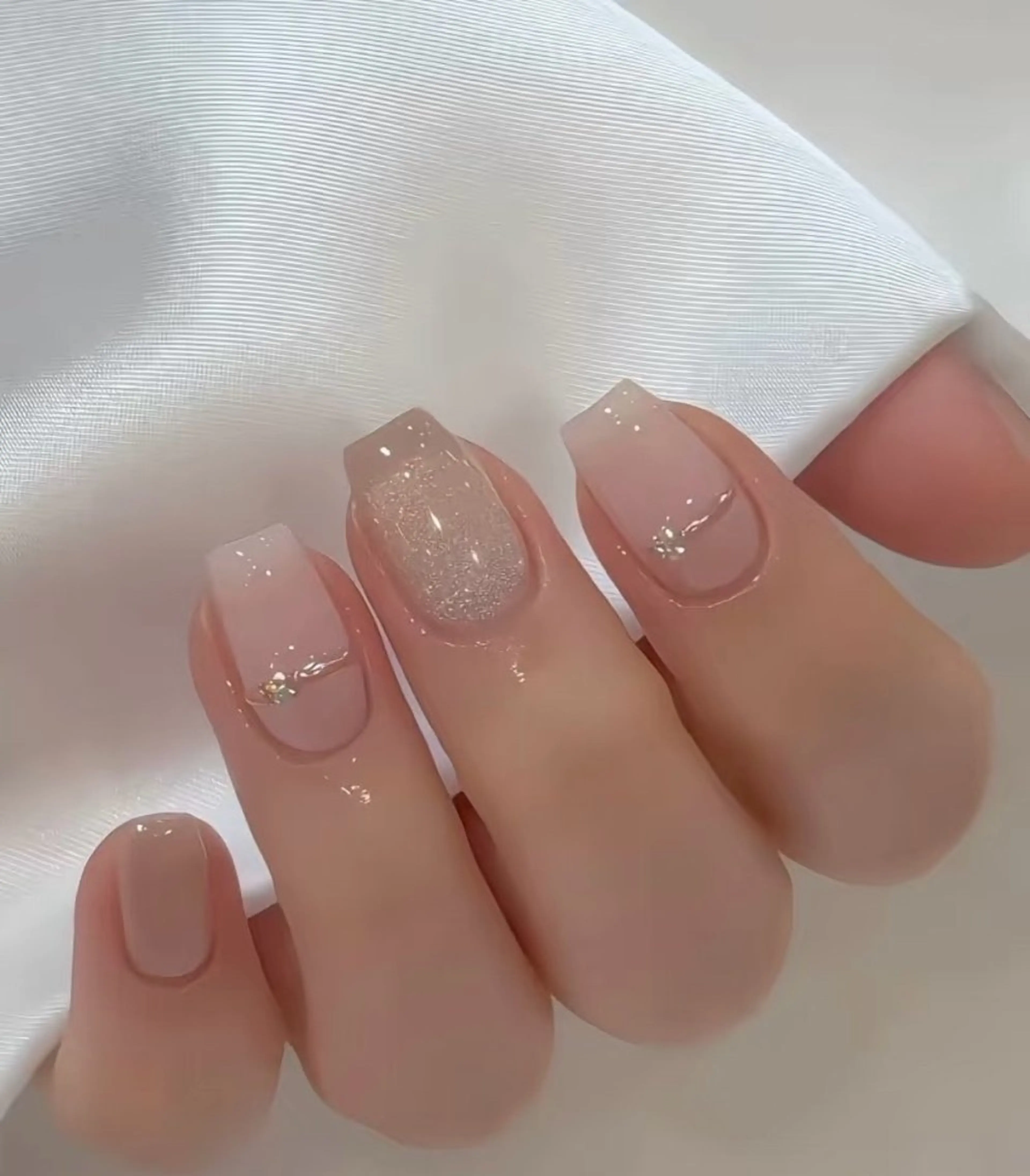 ネイル 高木 維麗絲のネイルデザイン