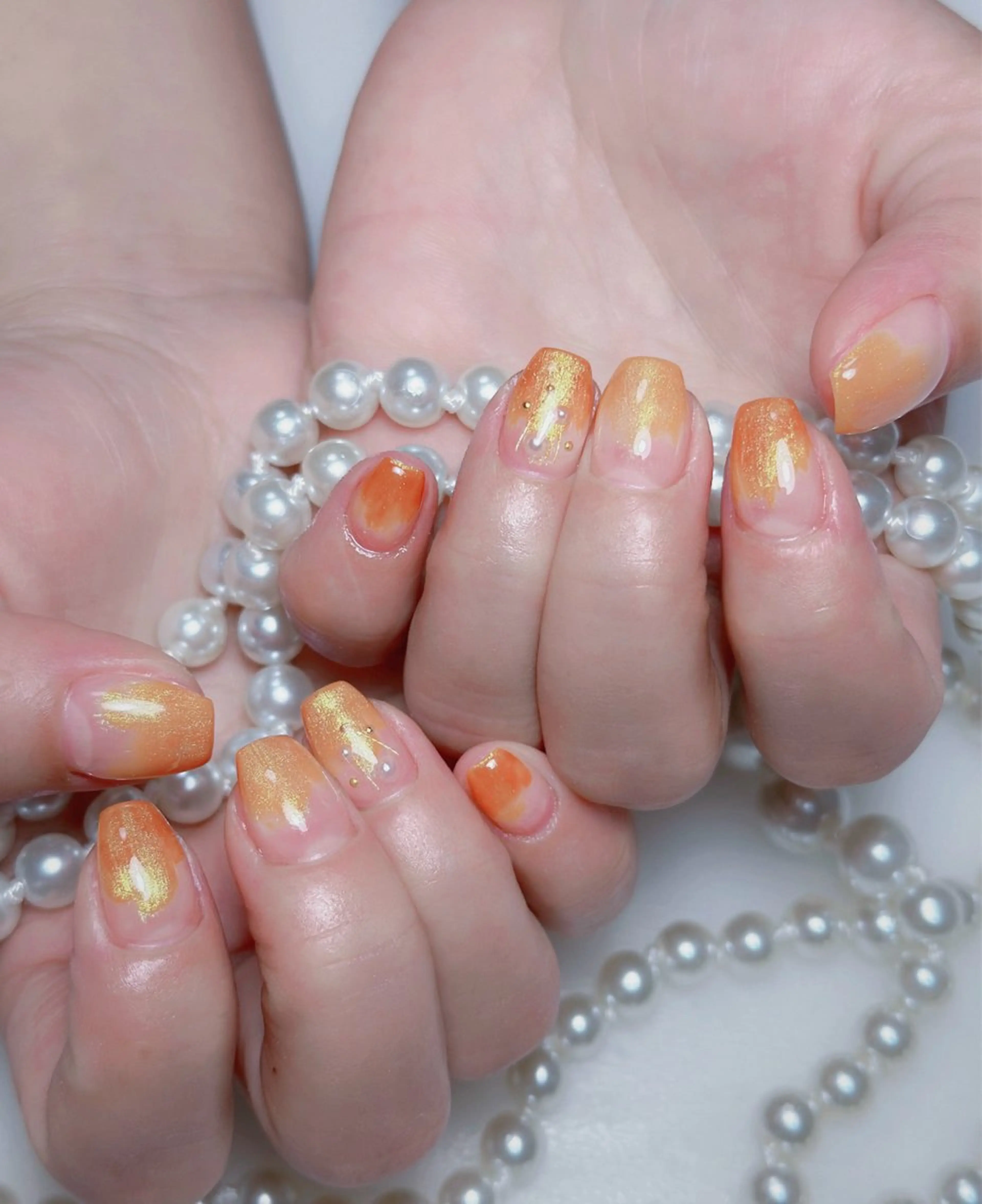 ネイル オーロラネイル 長さ出し フットネイル 韓国ネイル ラメ(グリッター) ハンドネイル 👍thumbs up nail👍のネイルデザイン