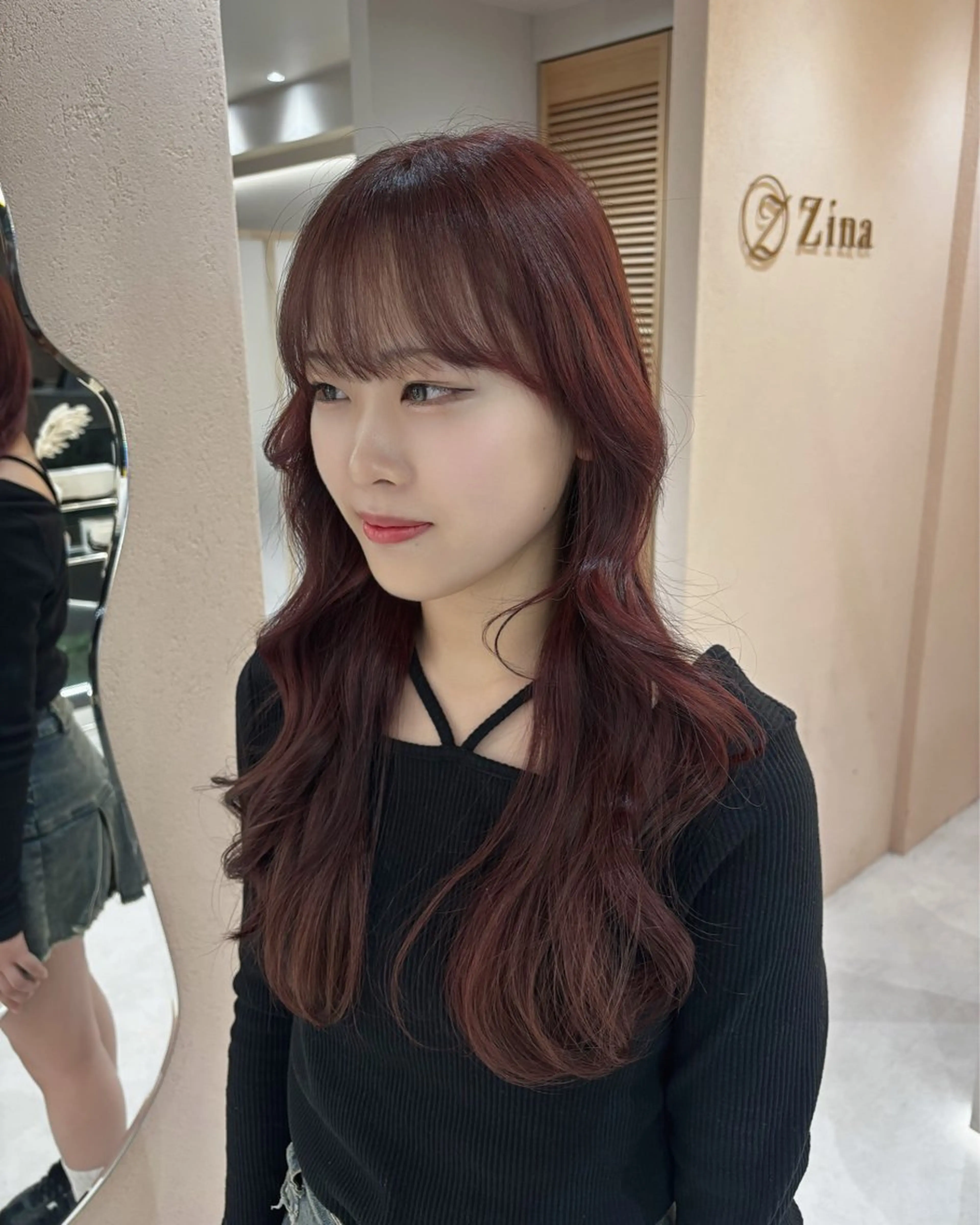 ロング レッドブラウン カット ヘアカラー トリートメント 韓国レイヤーカット/ 🩶HARUKA🩶のヘアスタイル