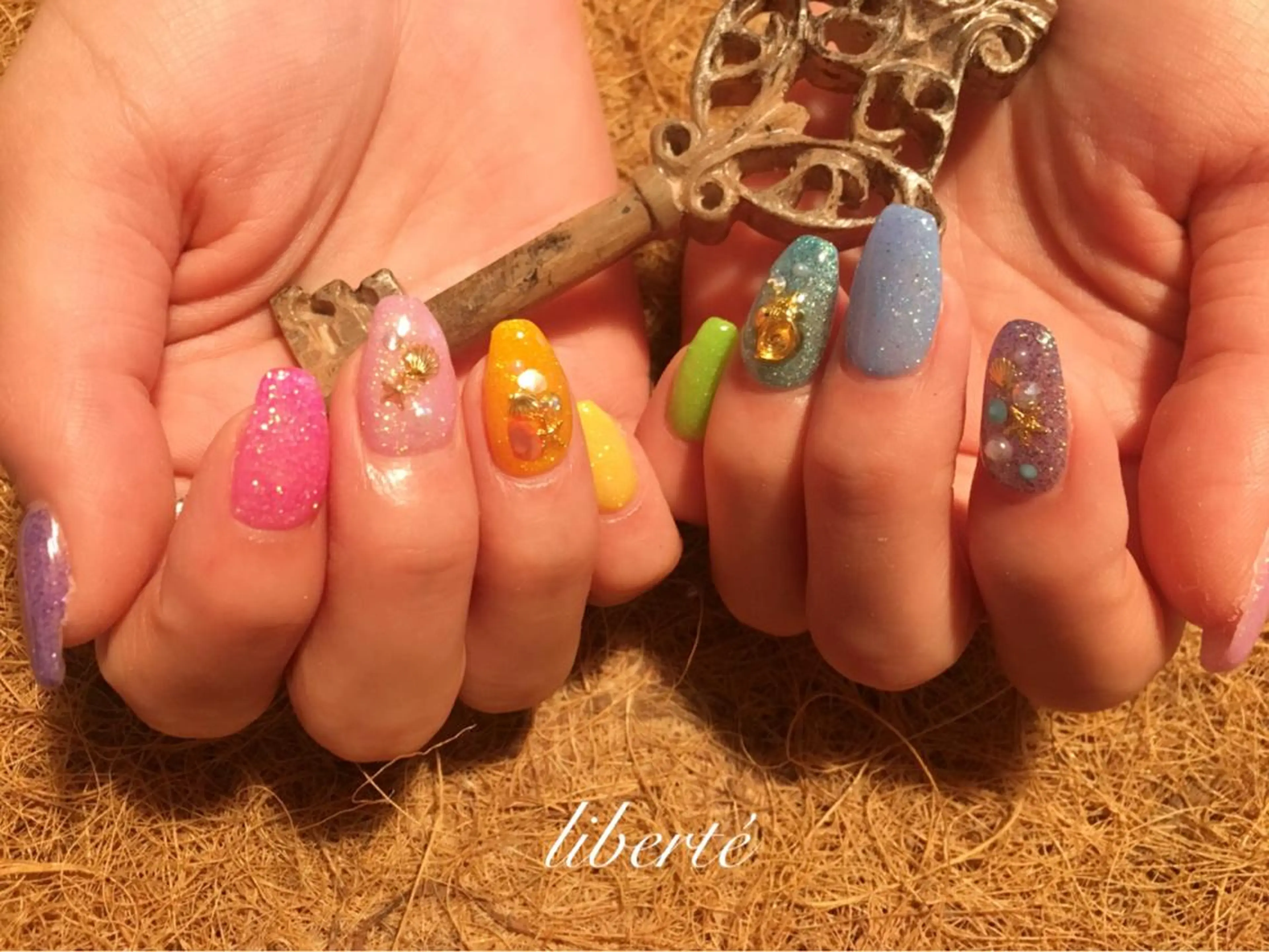 ネイル liberté (リベルテ)のネイルデザイン