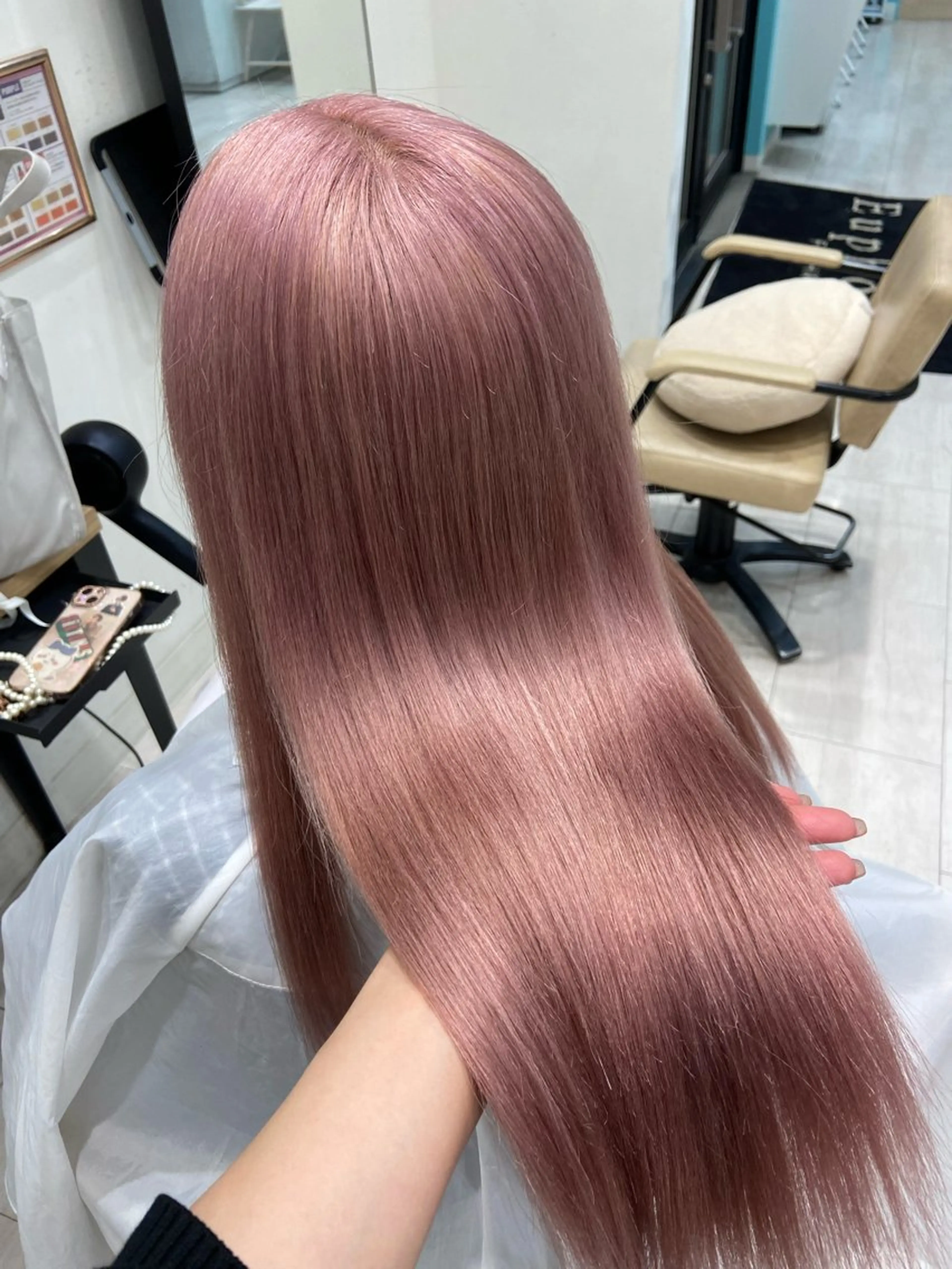 セミロング カラー ヘアセット クルミ🤍推し活 🎀ピンクカラーのヘアスタイル