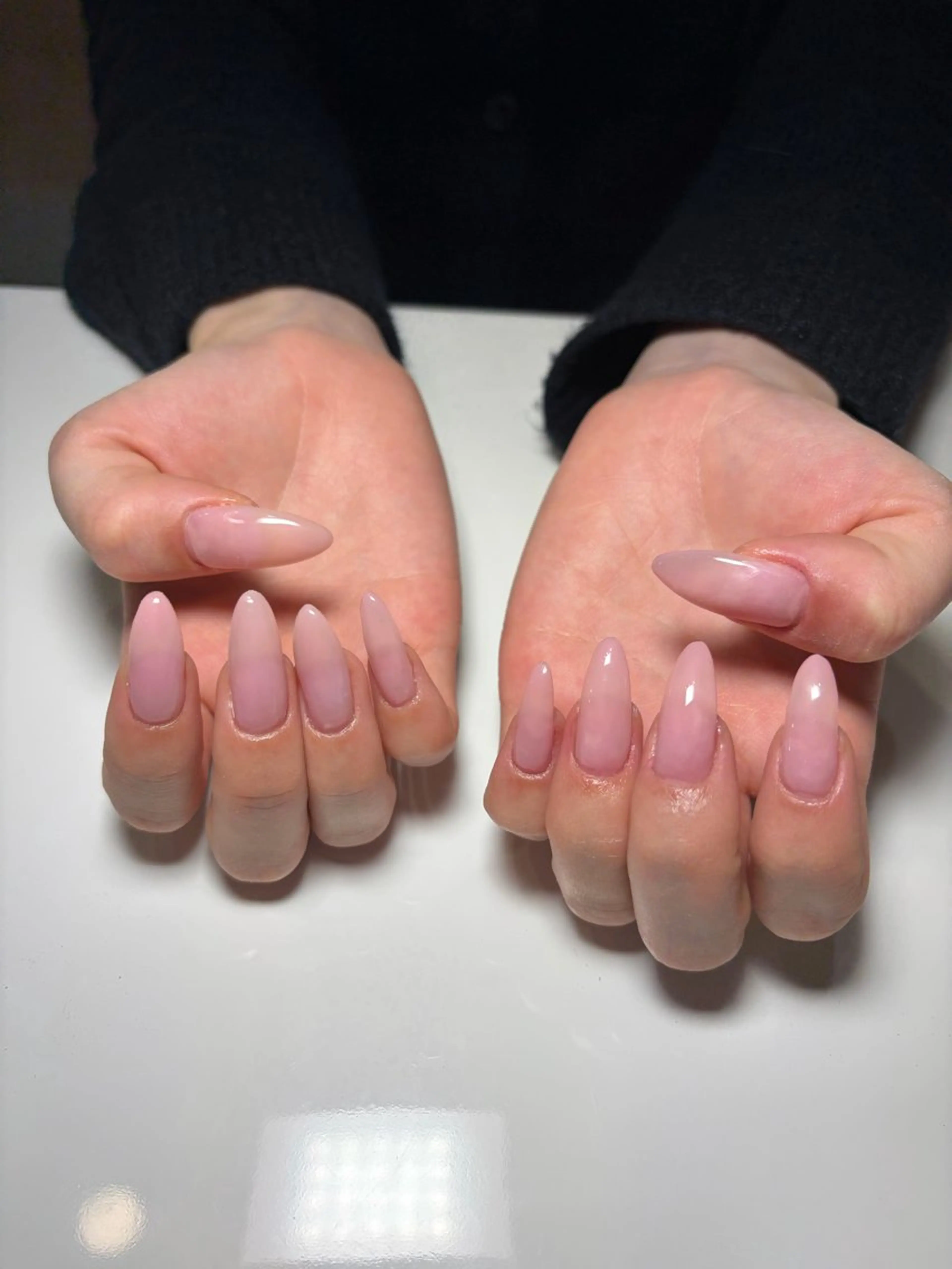 ネイル ハンドネイル フットネイル 戸塚 瑠華のネイルデザイン