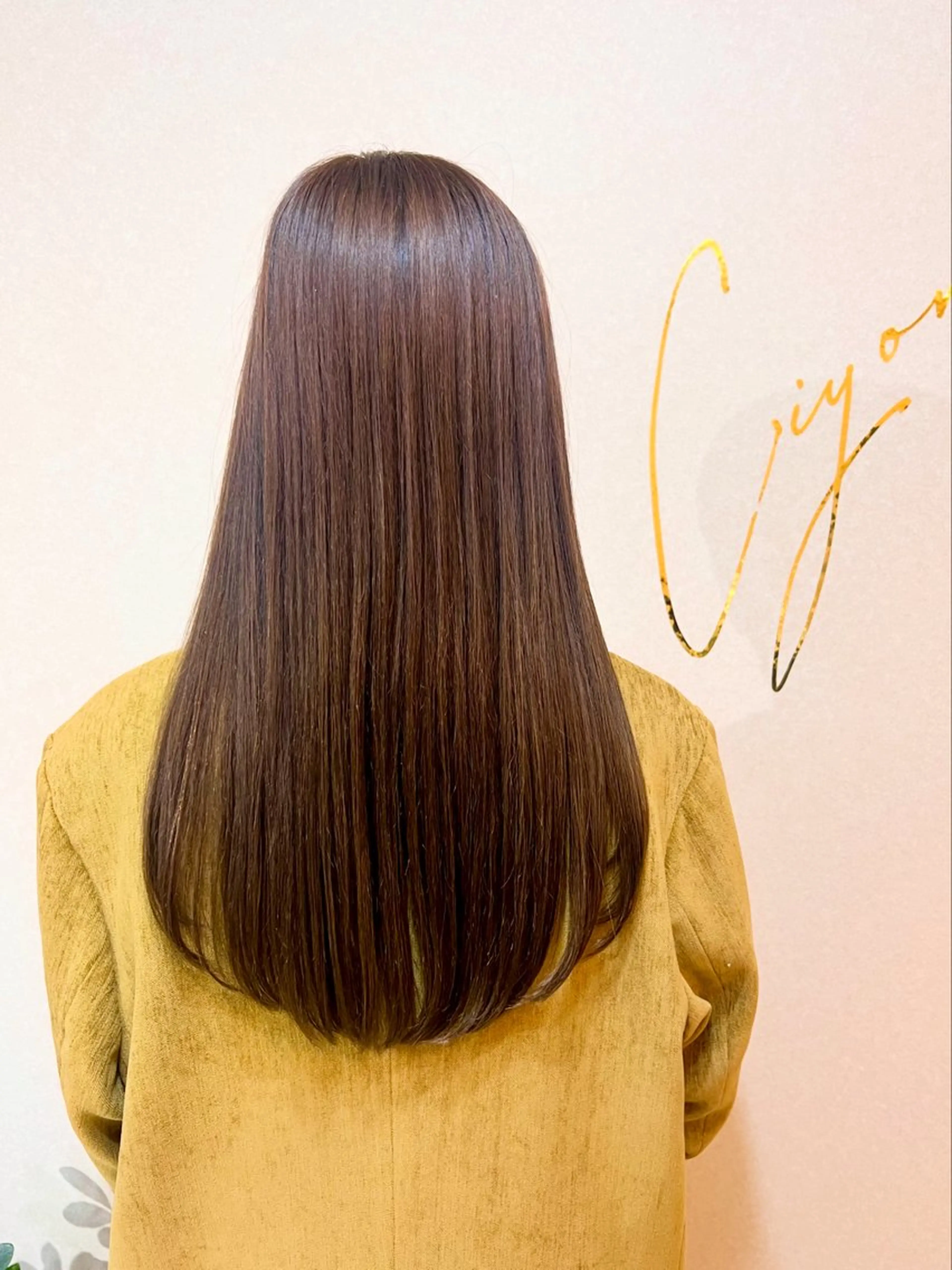 ロング 縮毛矯正 ciyon.  ヘア デザイナー  ayaのヘアスタイル