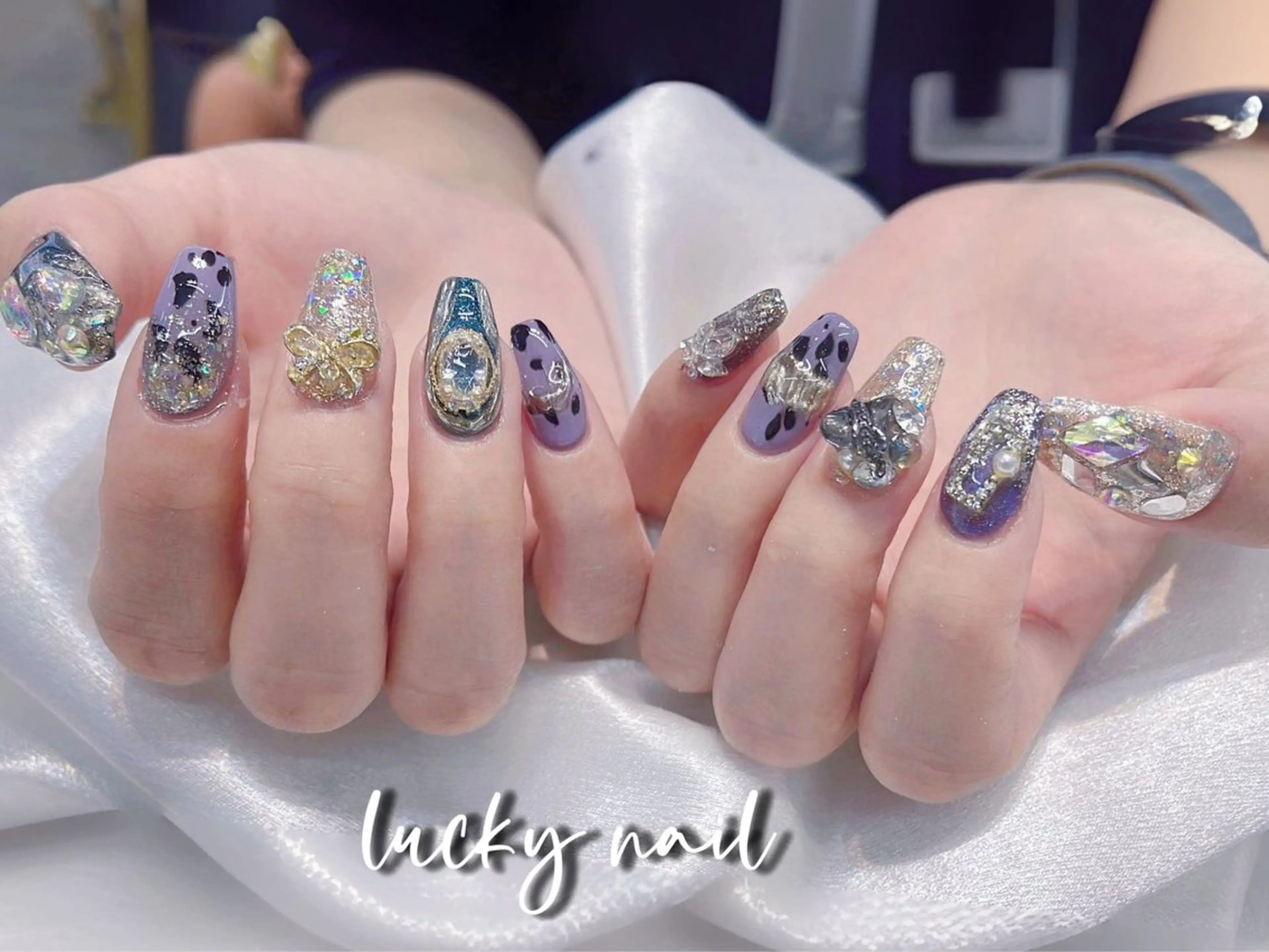 ネイル チークネイル 長さ出し ジェルネイル マグネットネイル 持ち込み Lucky nail  小林和希のネイルデザイン