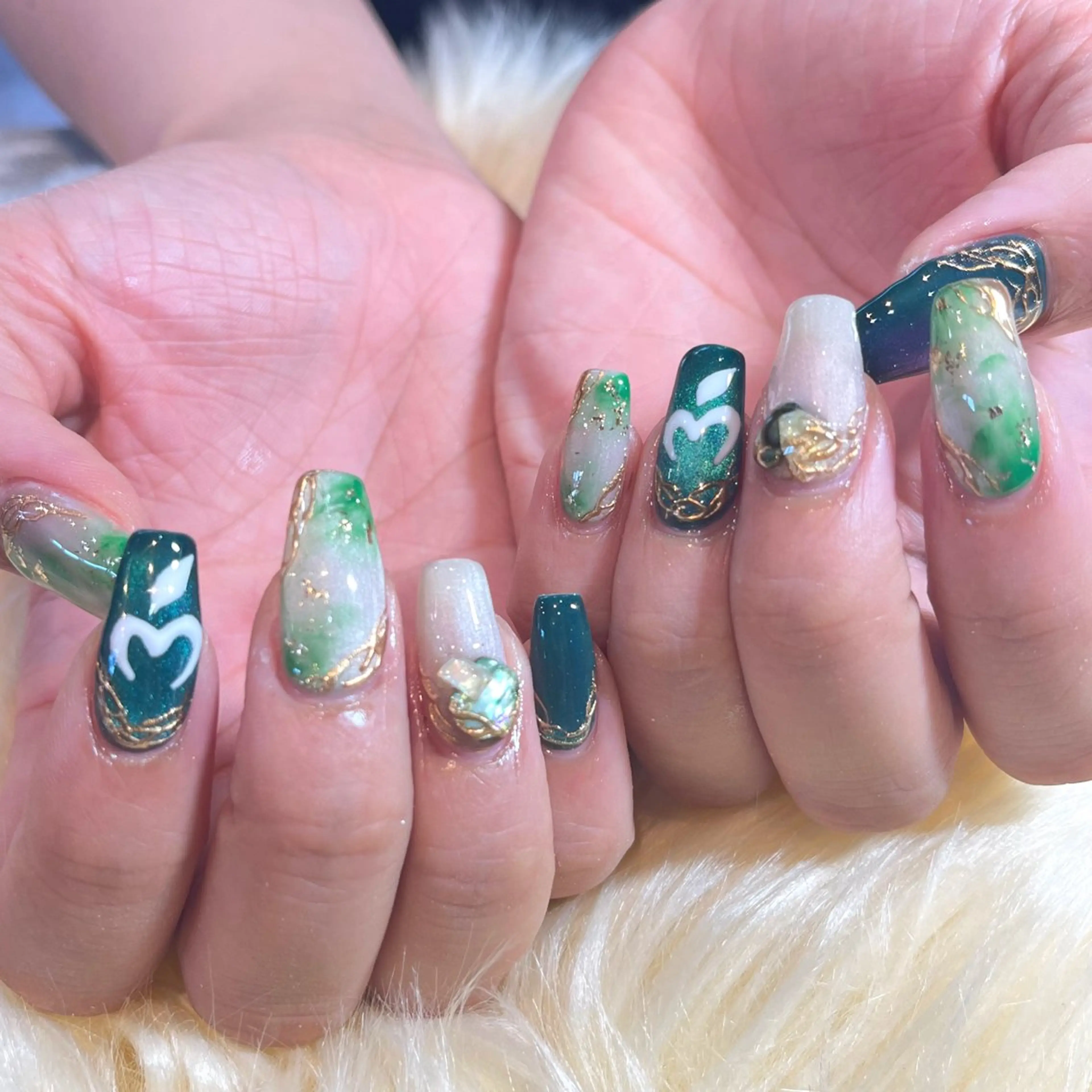 ネイル ハンドネイル Betty ✶のマツエク・マツパデザイン