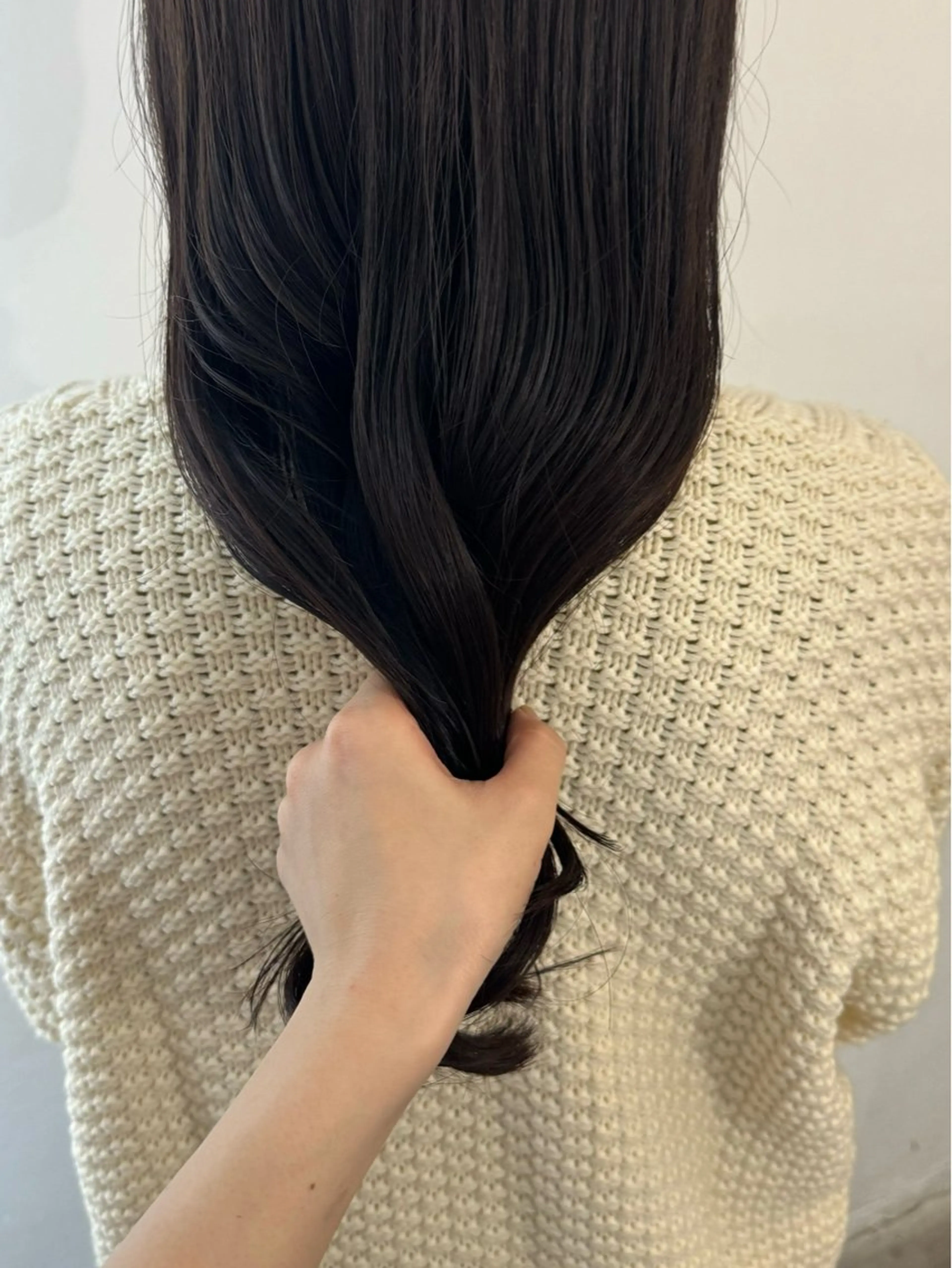 カラー ハロウ momonaのヘアスタイル