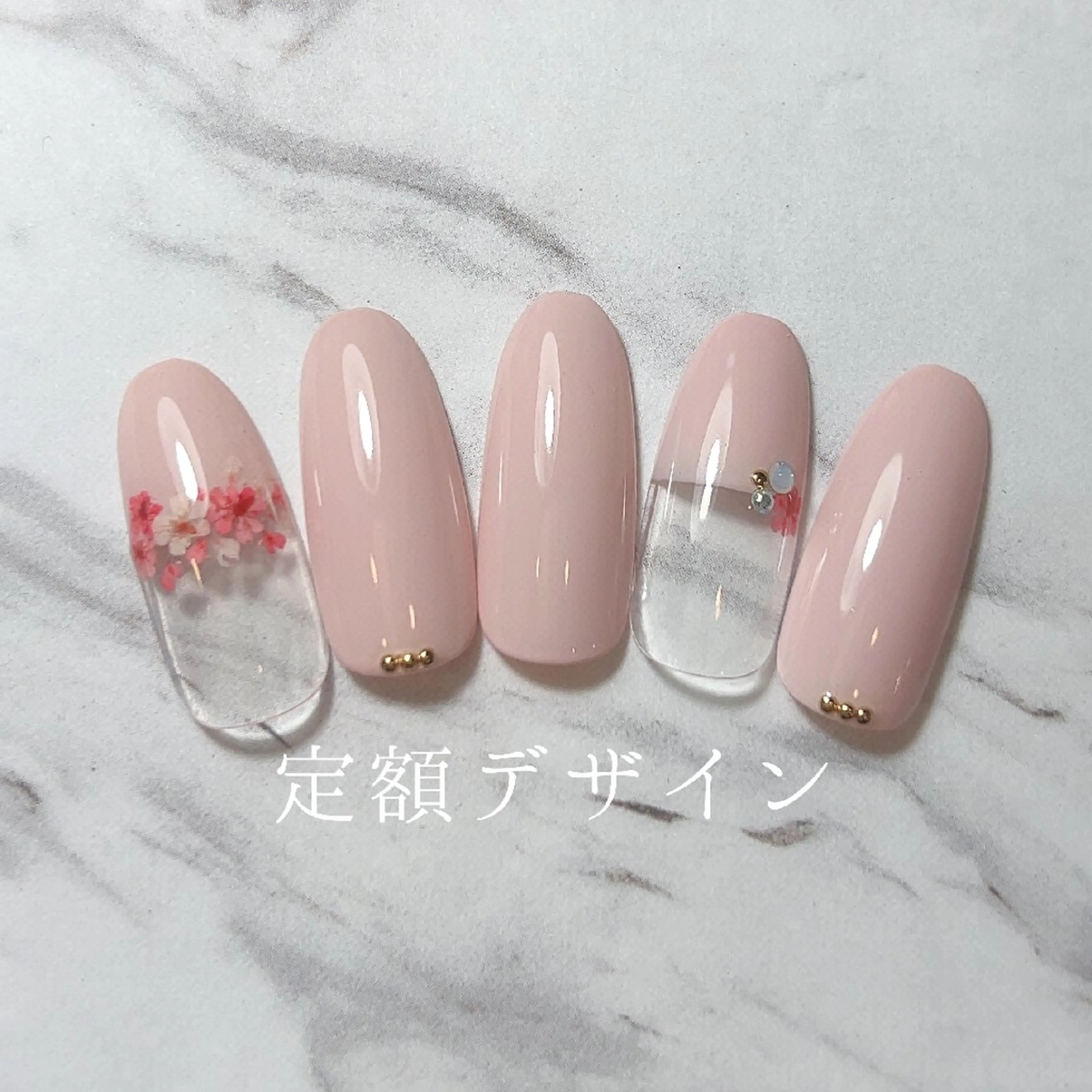 ネイル ハンドネイル 柴田 彩のネイルデザイン