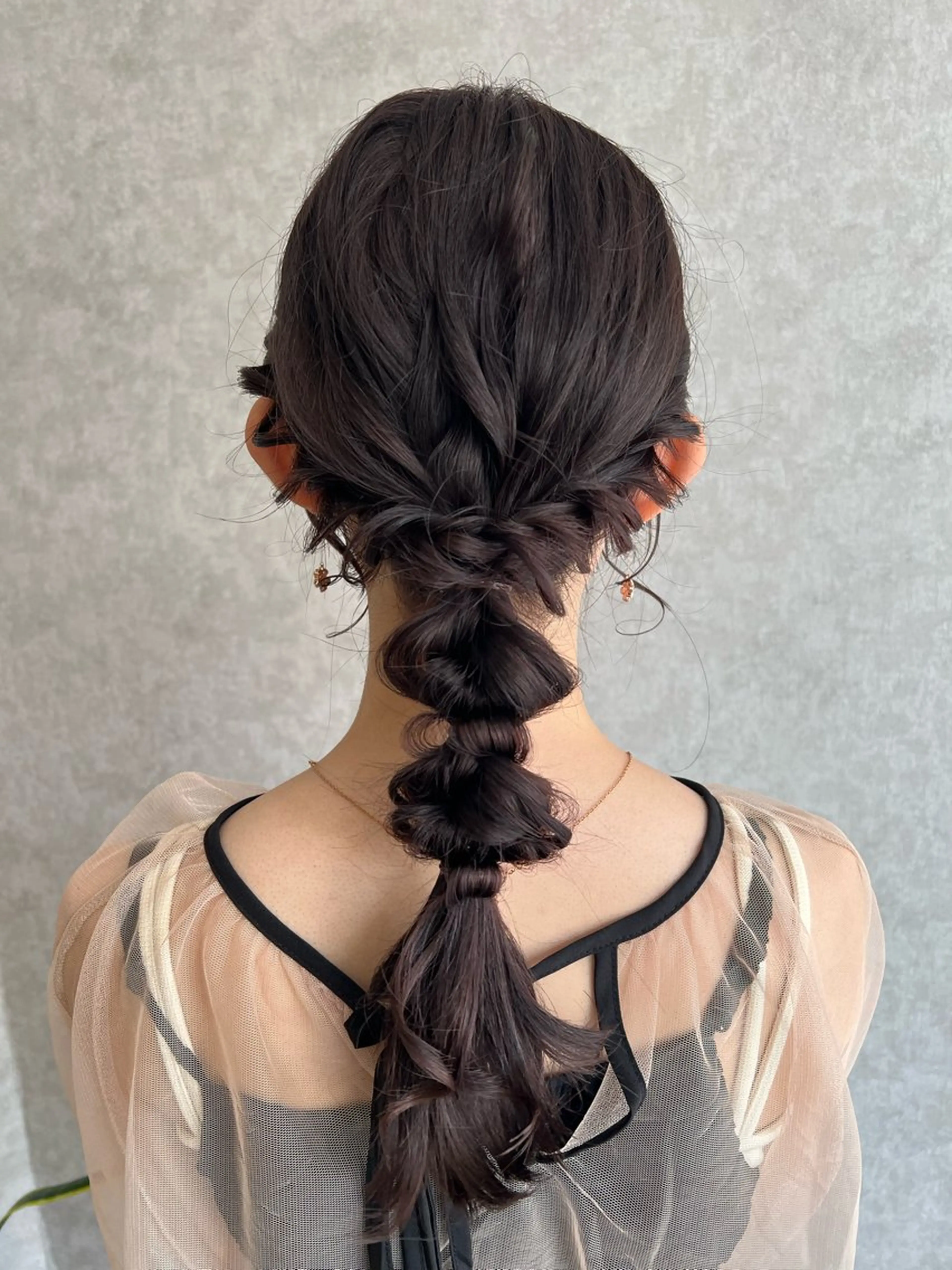 ヘアアレンジ Rio/ヘアセット/ ハイトーンカラーのヘアスタイル