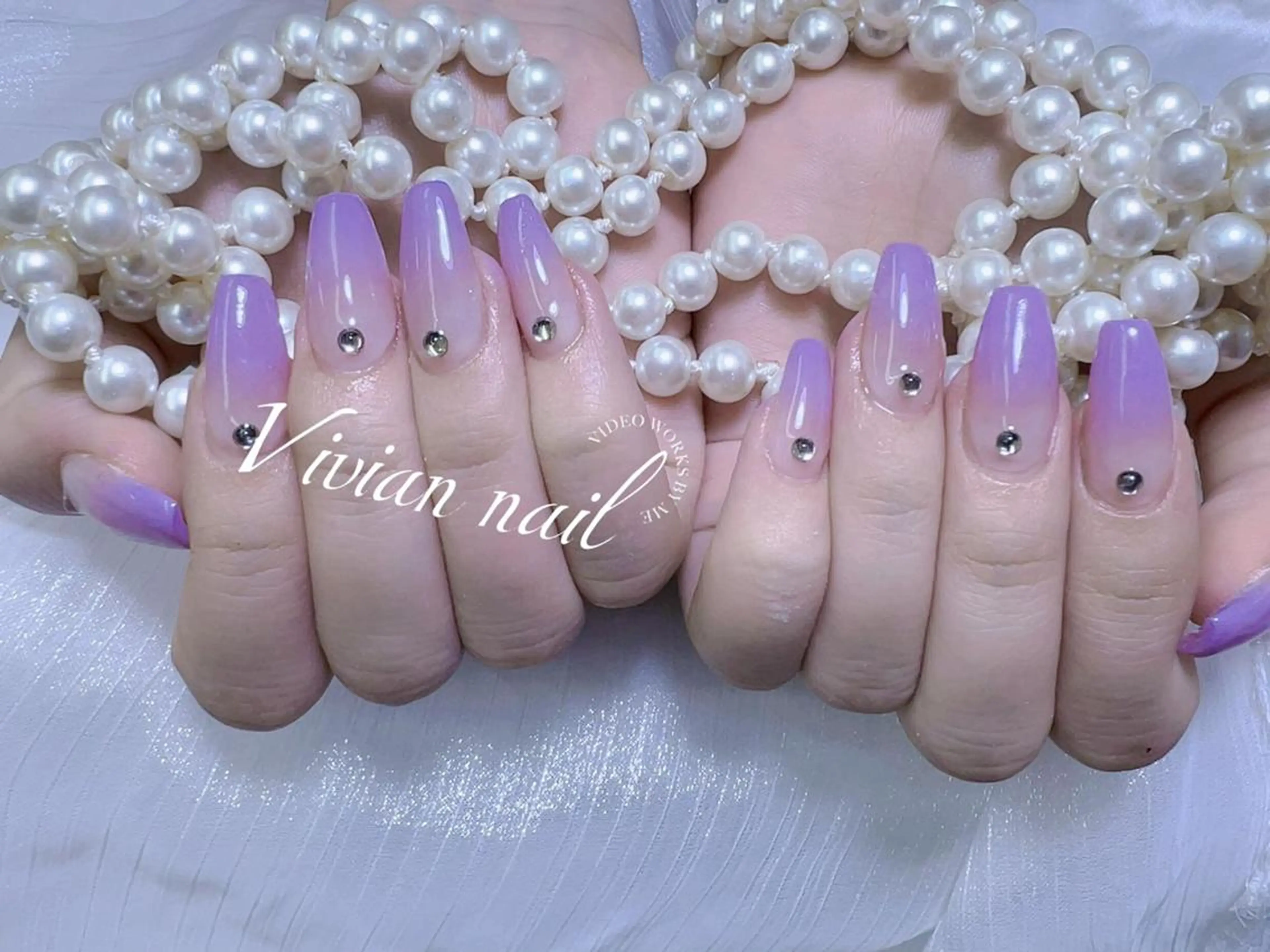 ネイル VIVIAN エイのネイルデザイン