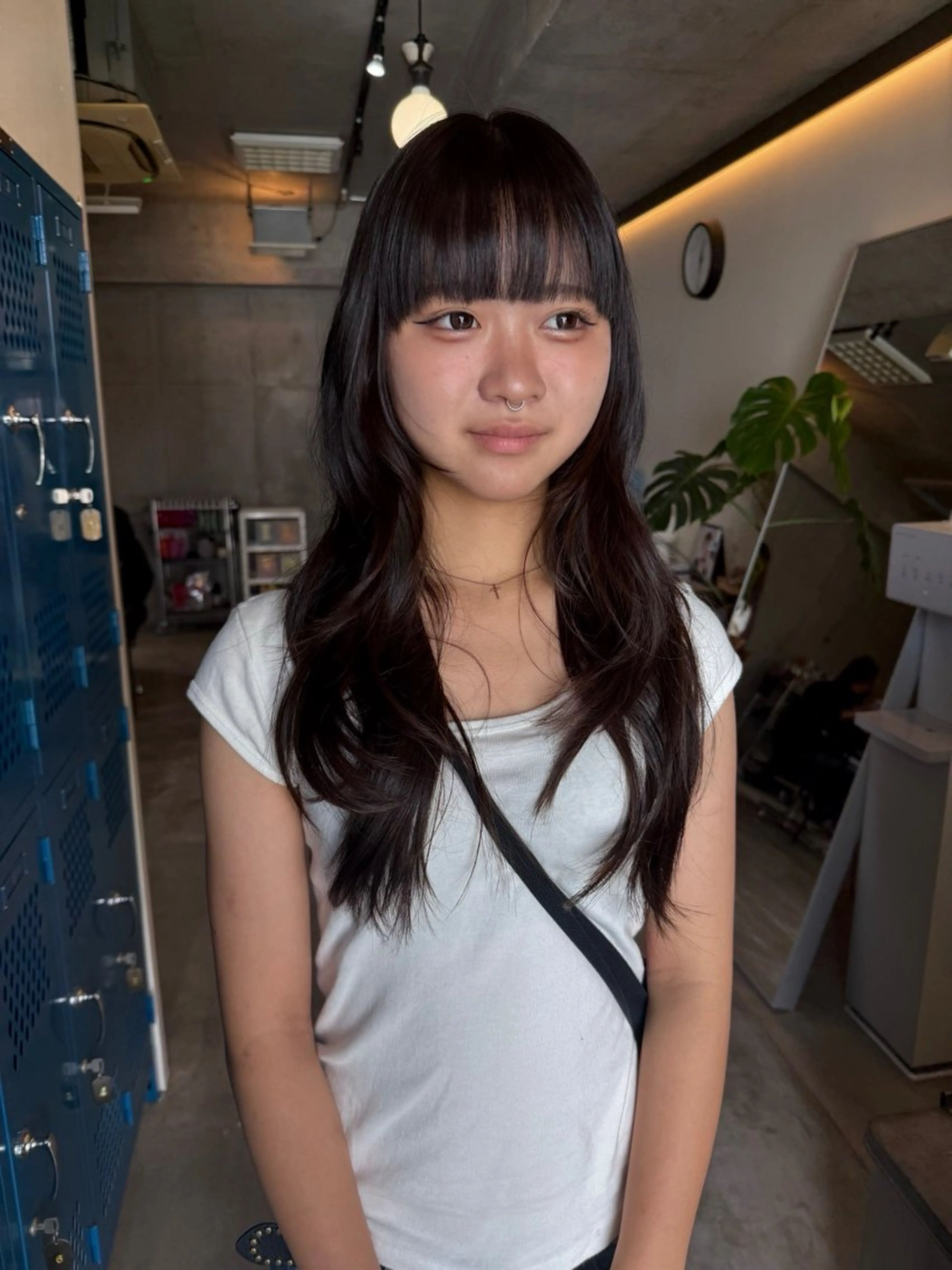 ロング ロングレイヤー ハッシュカット 韓国風ヘア レイヤーカット ロング レイヤーカット\ウル フ　chinatsuのヘアスタイル