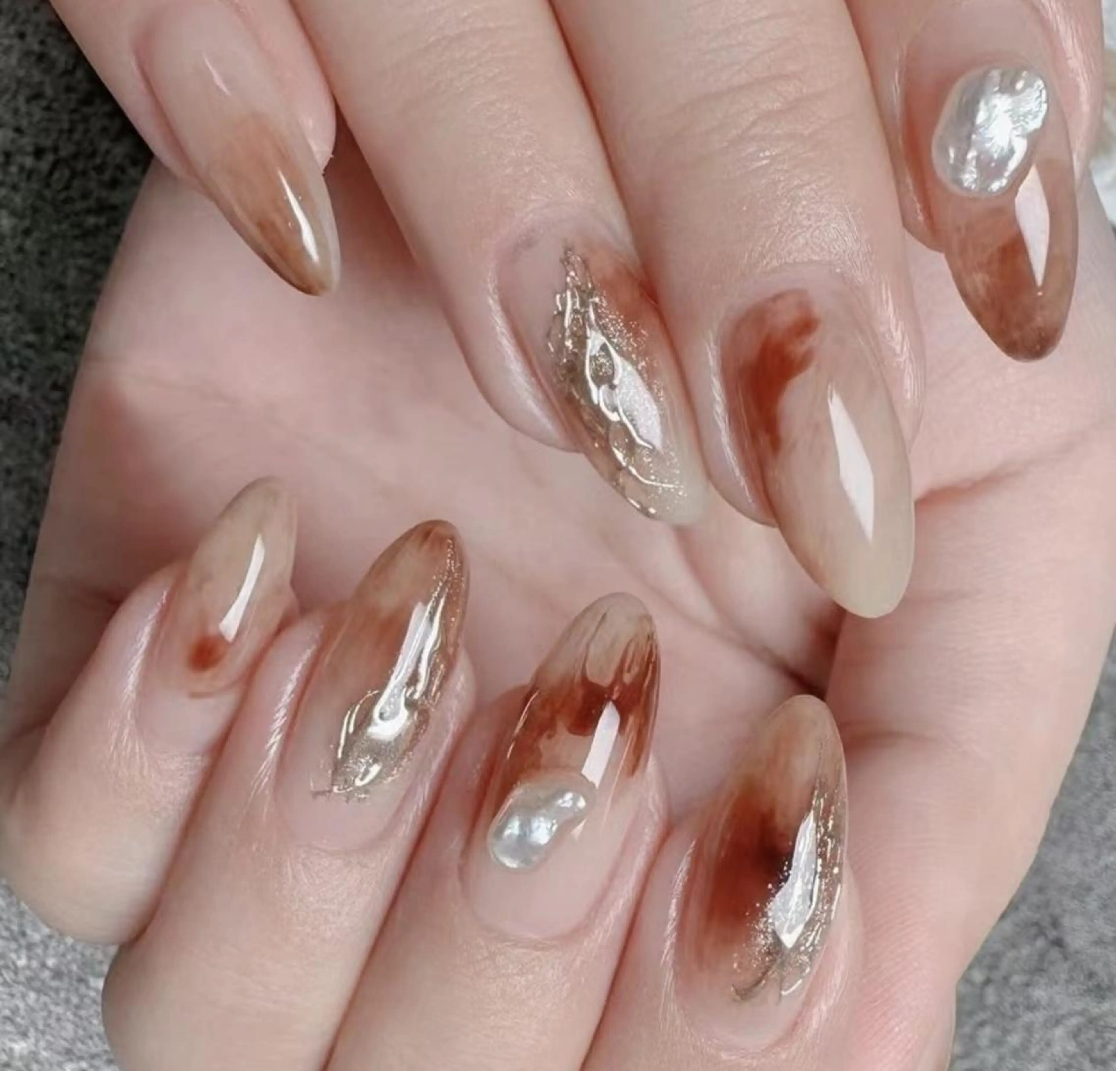 ネイル VIVIAN リサのネイルデザイン