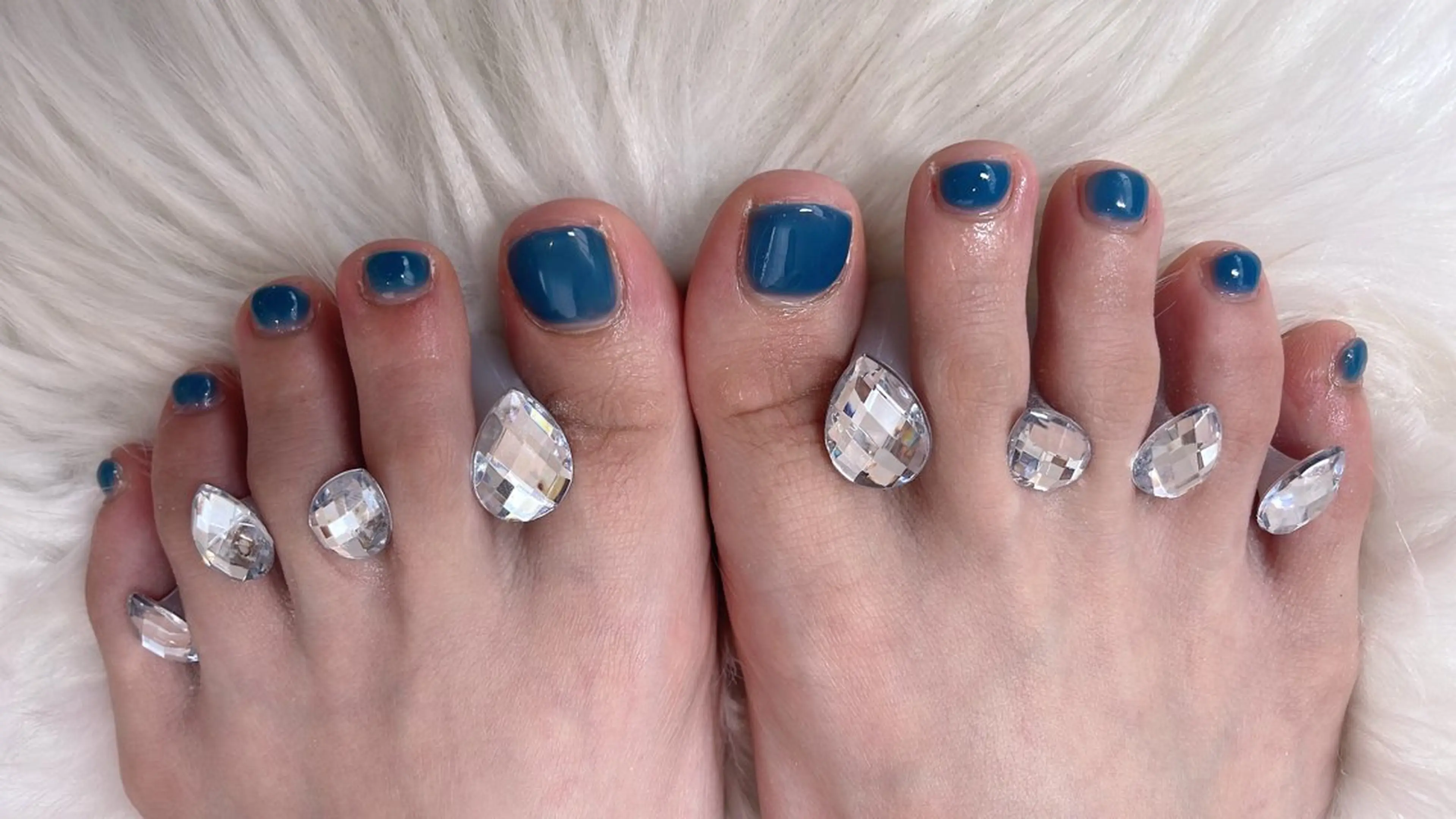 ネイル フットネイル Amoureuse Satomiのネイルデザイン